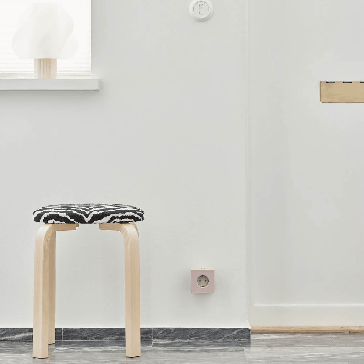 Avolt Square 2 USB-C 30W New Pink