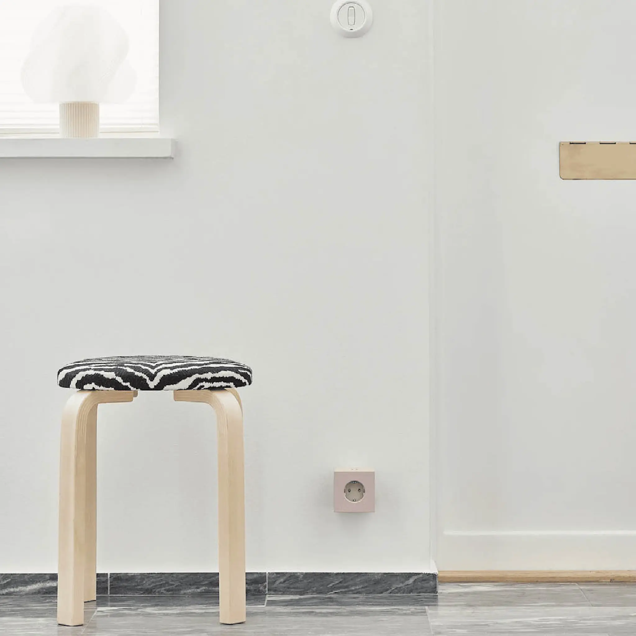 Avolt Square 2 USB-C 30W New Pink