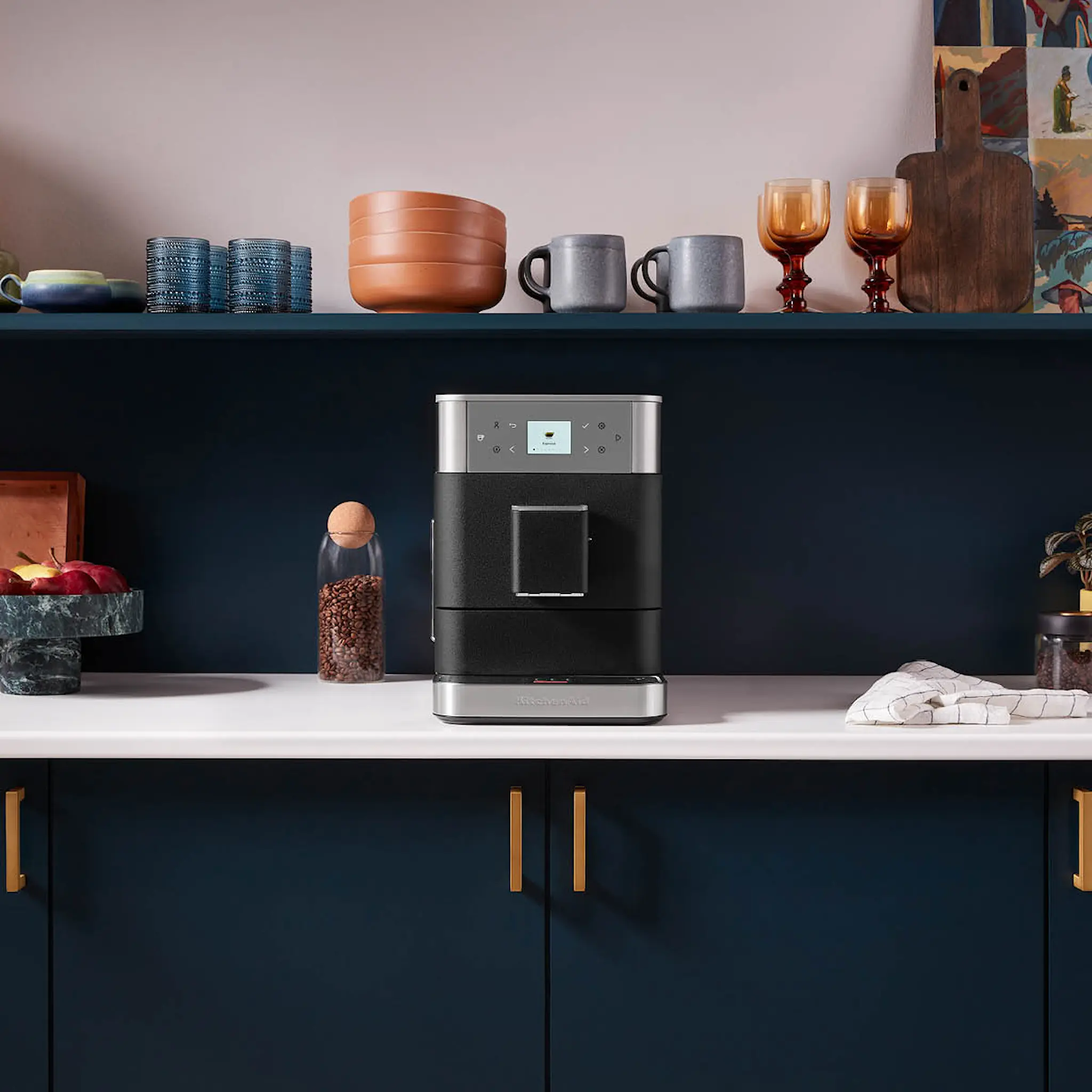 KitchenAid Täysautomaattinen espressokone KF6 Cast Iron Black