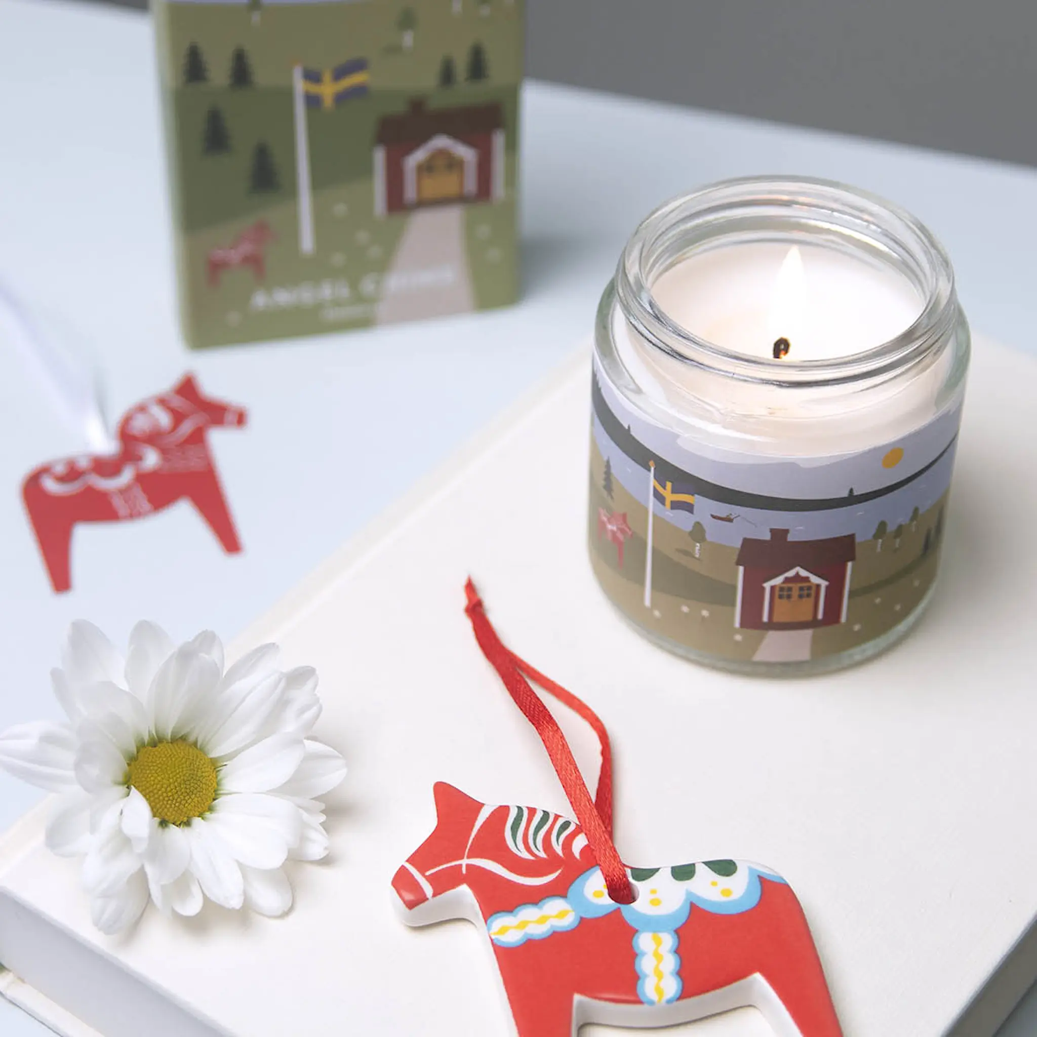 Pluto Doftljus 6x5,8 cm Swedish idyll