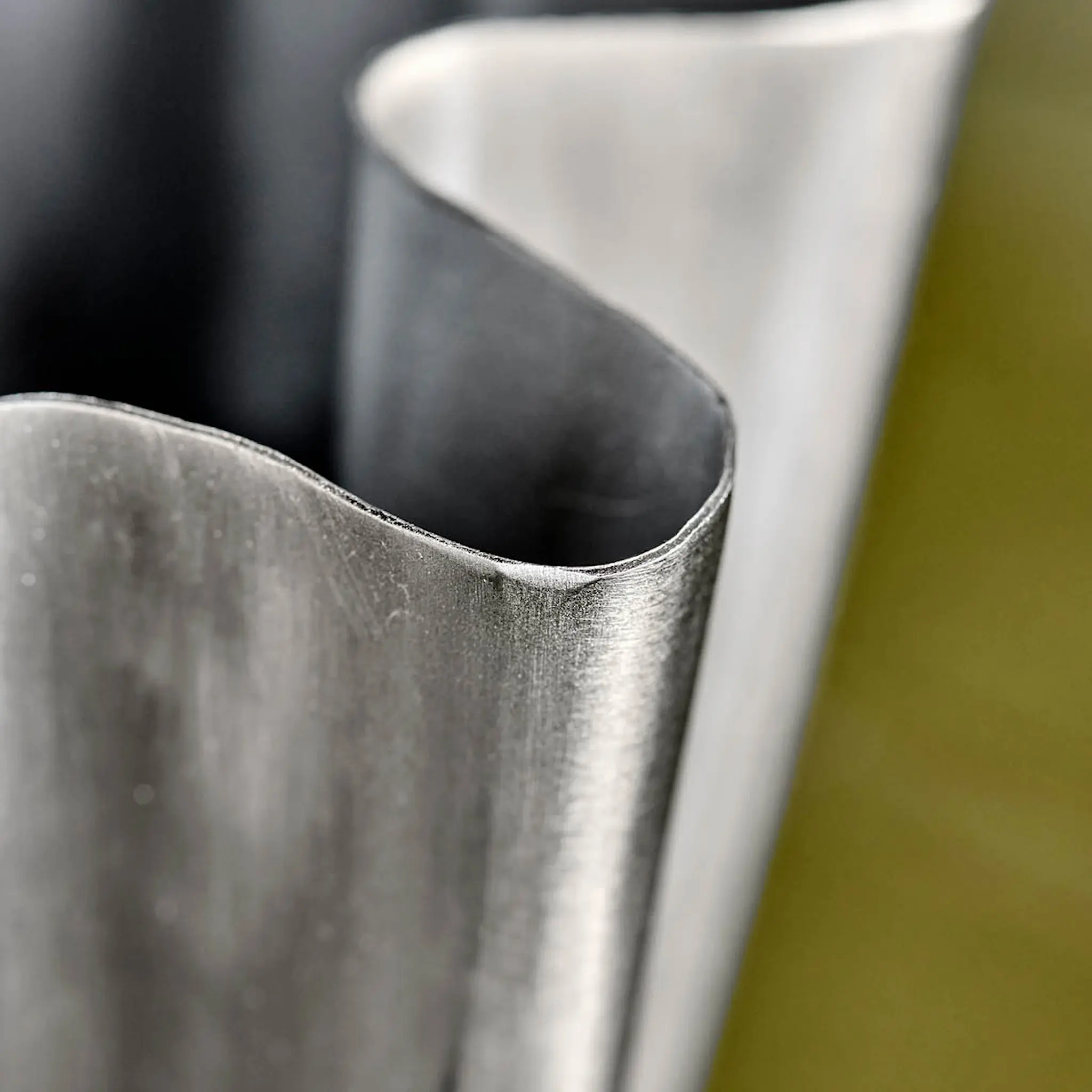 House Doctor Flood vas 33 cm borstad silverfinish