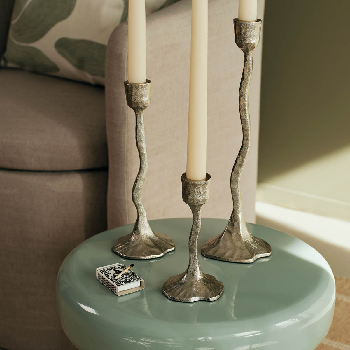 Broste Copenhagen Amy Kynttilänjalka 7,5x15 cm Hopea