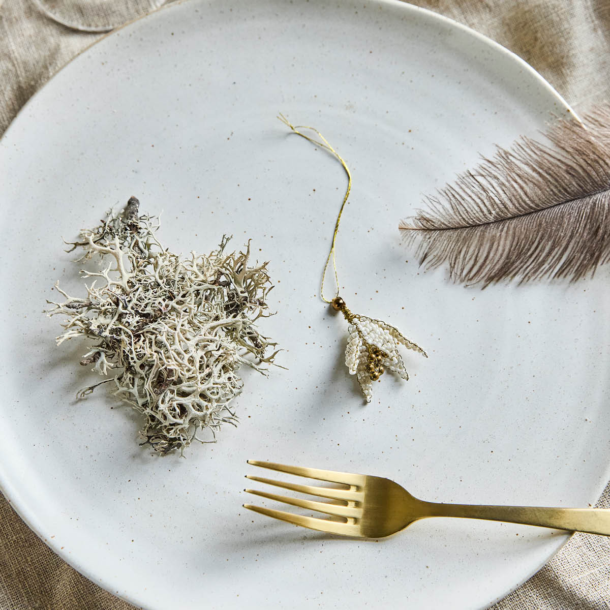 House Doctor Bell Pääsiäiskoriste 3 kpl Offwhite/Kulta