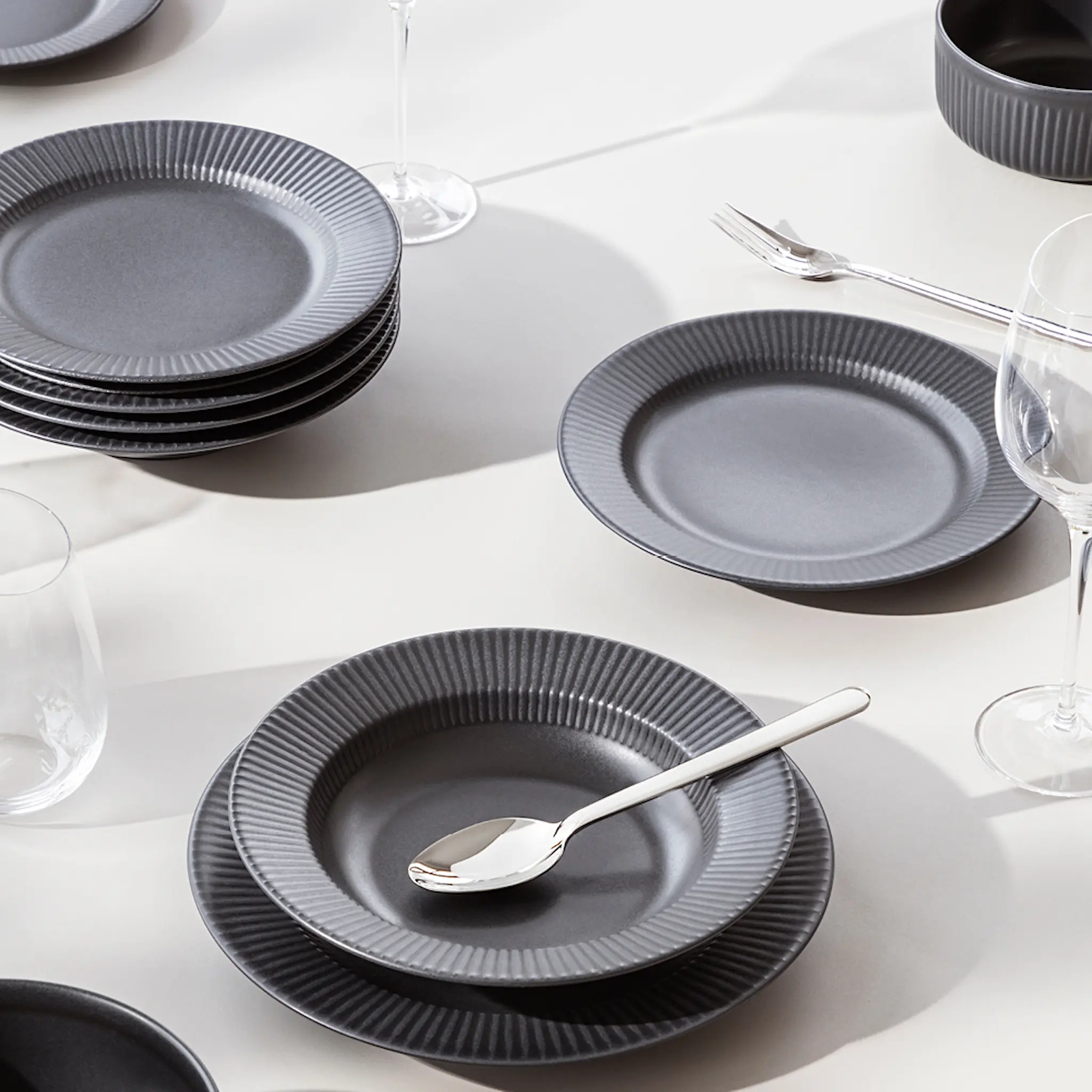 Eva Trio Legio Nova tallrik 22 cm svart