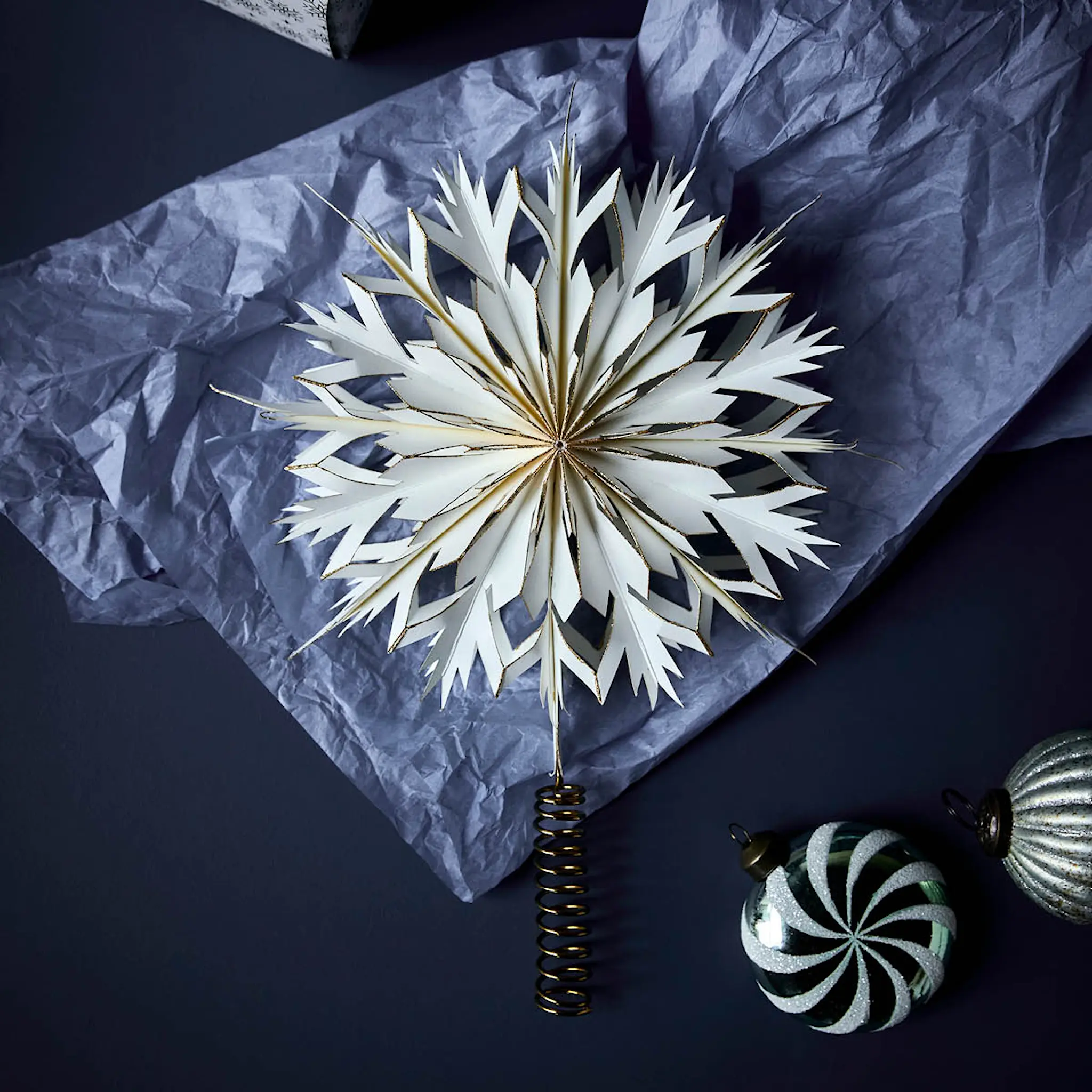 House Doctor Alsta Latvatähti 35 cm Valkoinen/Kulta