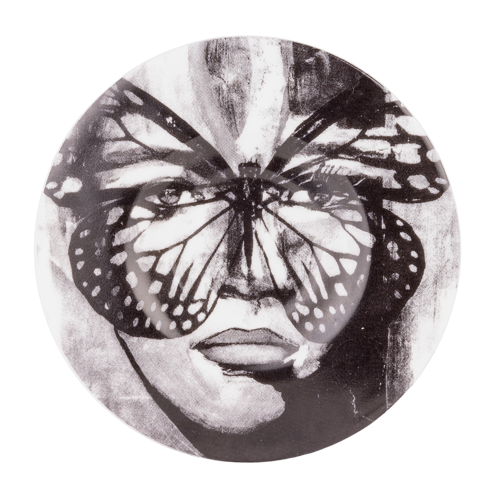 Carolina Gynning Espressokopp med fat Golden Butterfly 9 cl svart/hvit