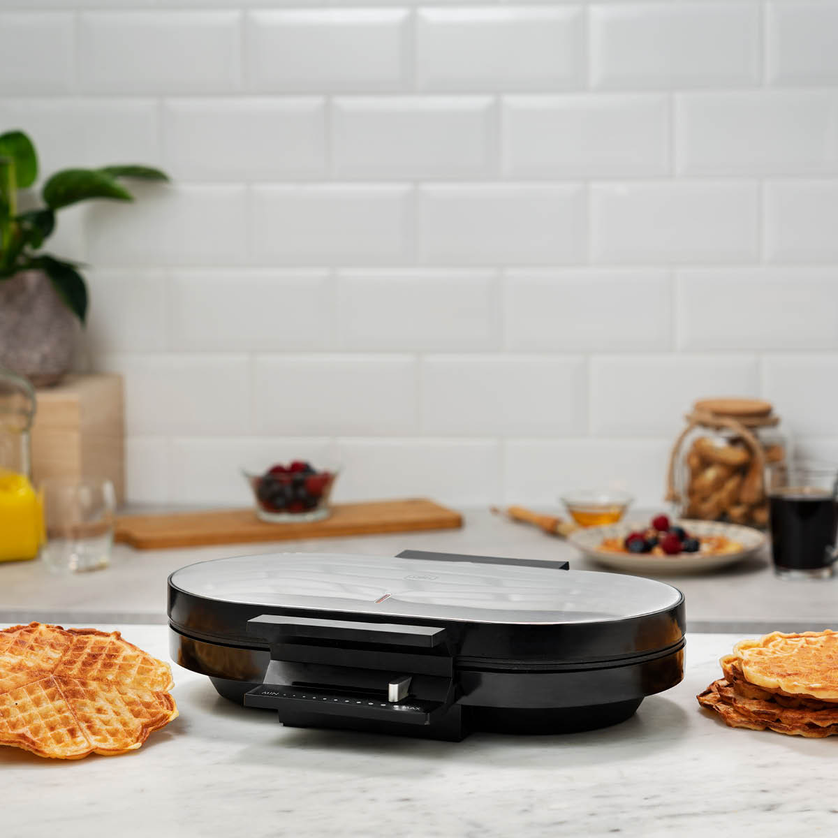 OBH Nordica Prestige Vohvelirauta Deluxe Double