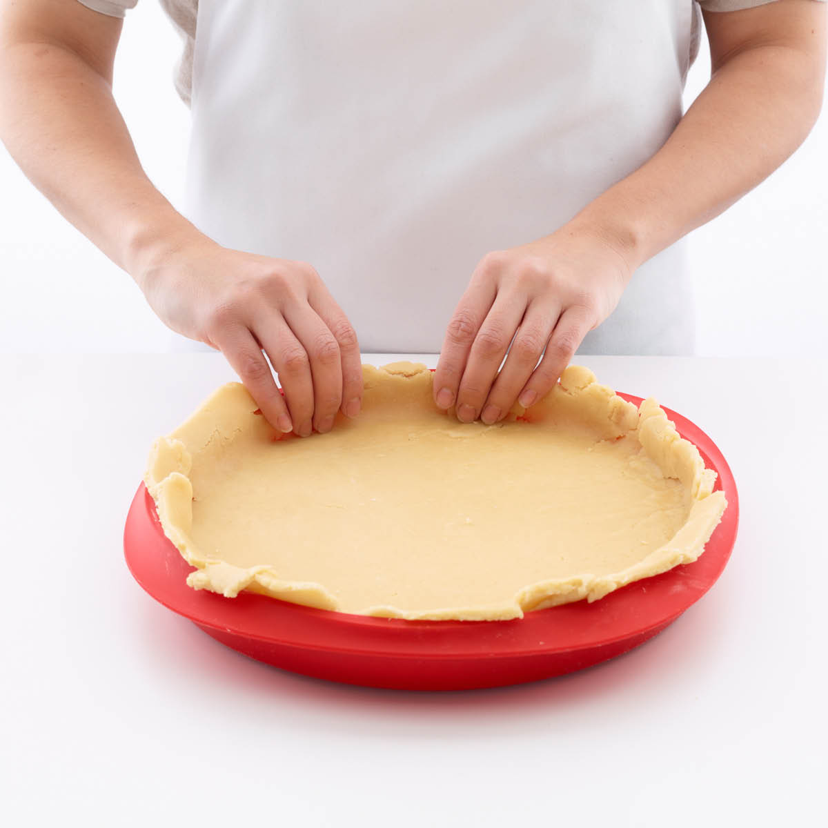 Lékué Quiche pajform i silikon med tallrik 28 cm 1,5 L röd/vit