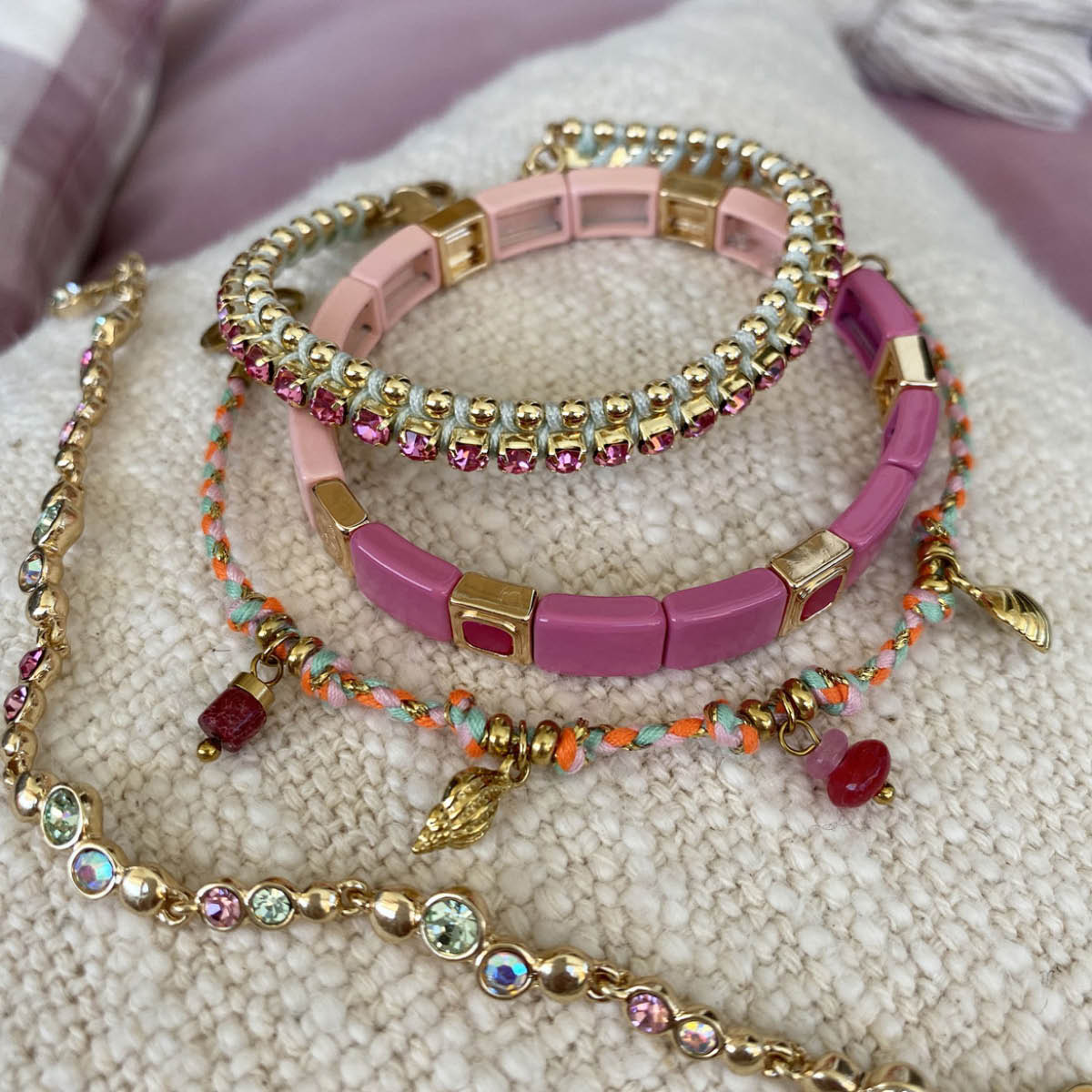 A&C Oslo AS Enamel Tiles Stone Line armbånd rosa/gull