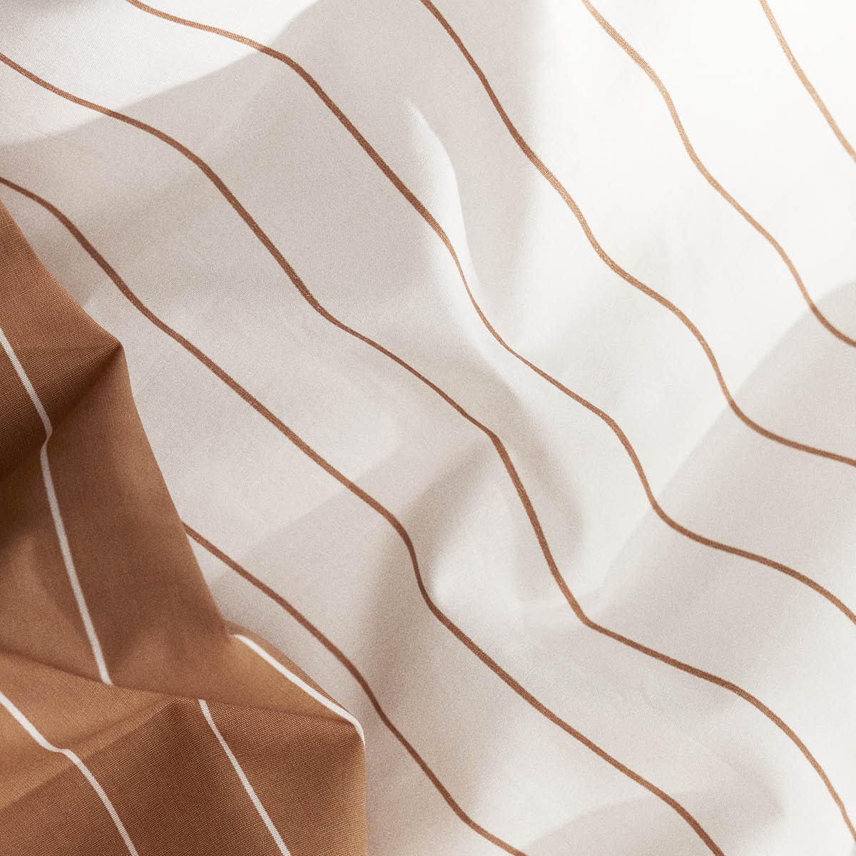 Juna Soft påslakanset 150x210 cm offwhite/karamell