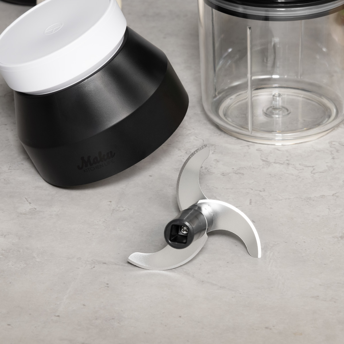 Maku Kitchen Life Elektrisk grönsakshackare 0,4 L vit