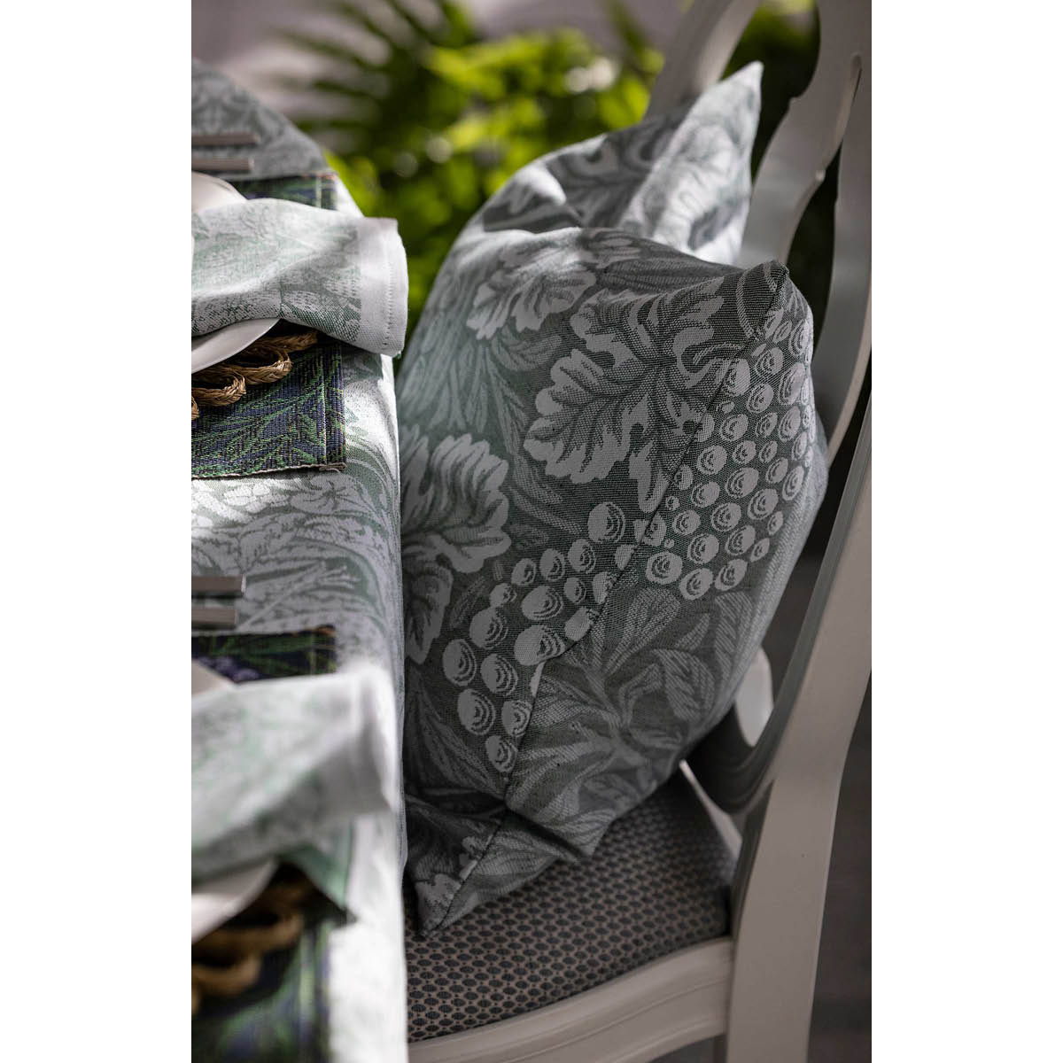 Ekelund William Morris Vine kuddfodral 40x40 cm grön