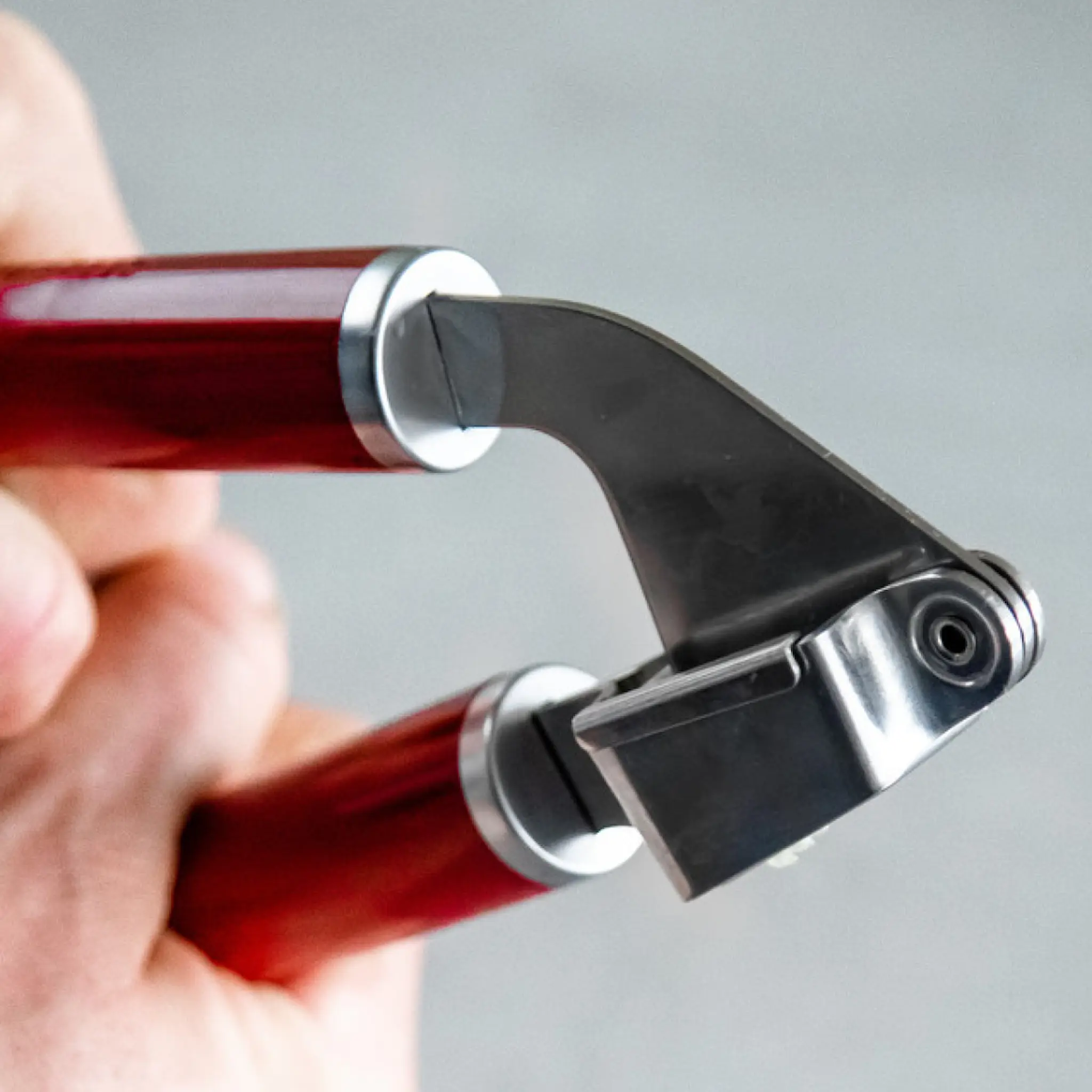 KitchenAid Core vitlökspress 19 cm empire red