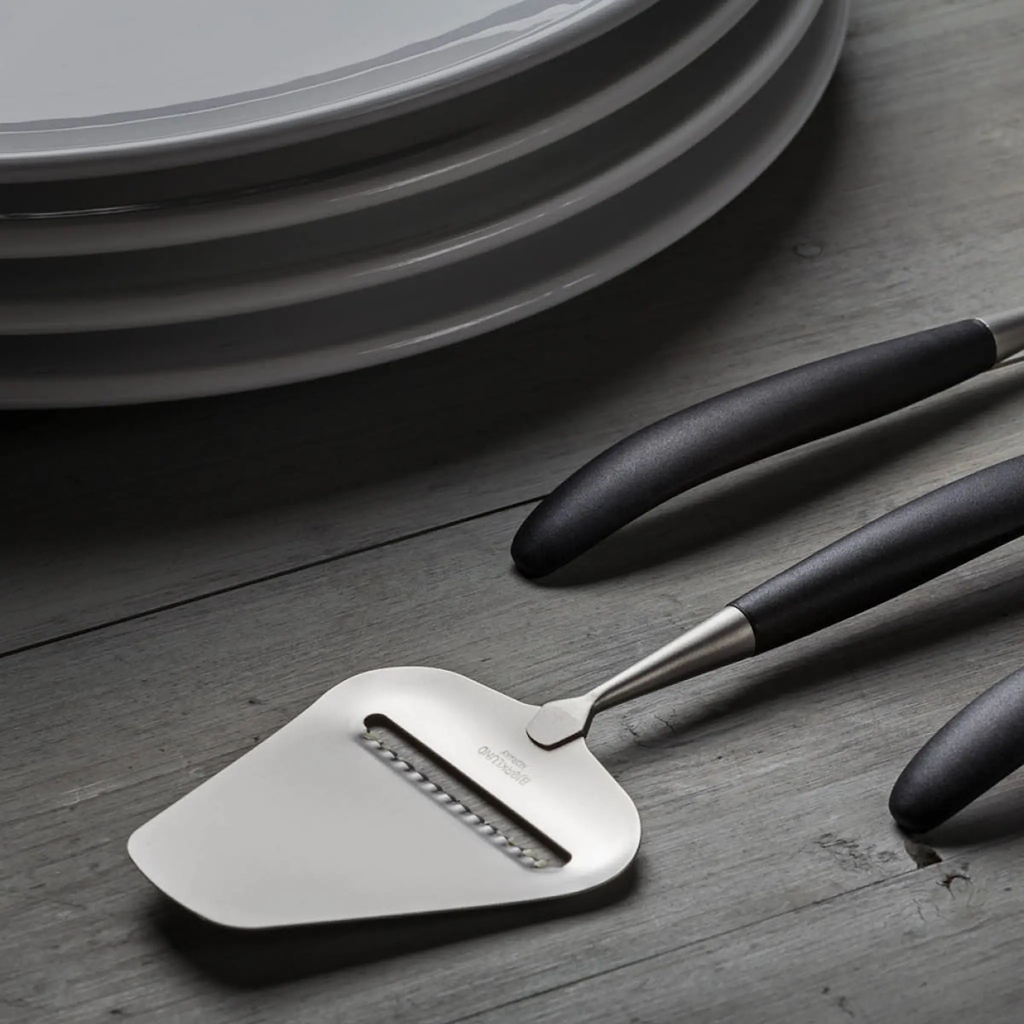 Bjørklund Amitto osthyvel 23 cm svart