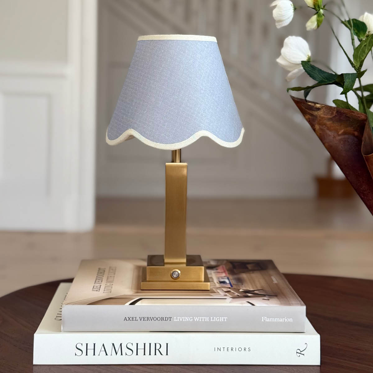Von Norten Athena Slim bordslampa upplandingsbar 25 cm guld