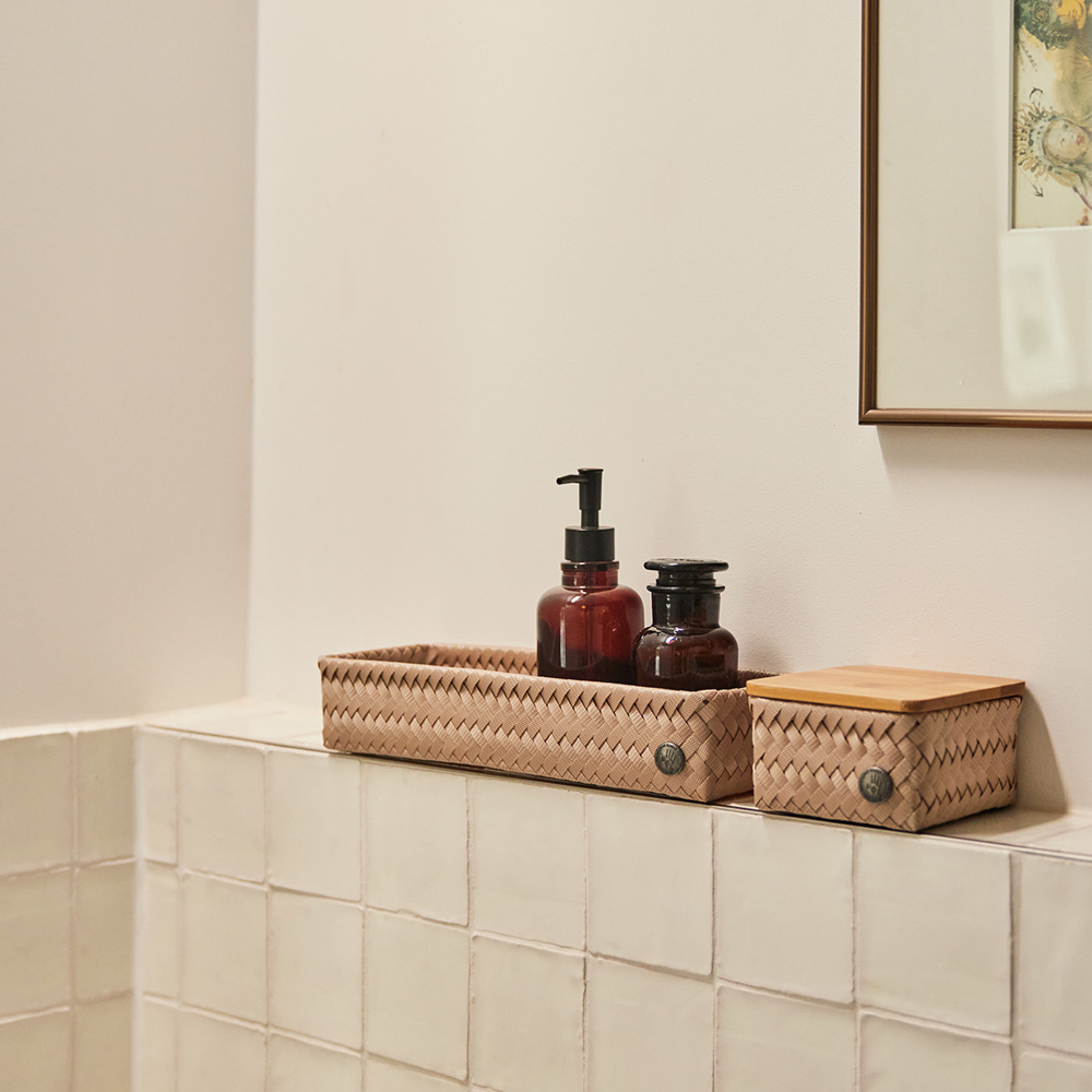 Handed By Top Fit Tiny förvaringskorg med lock 13x13x8 cm caffè latte