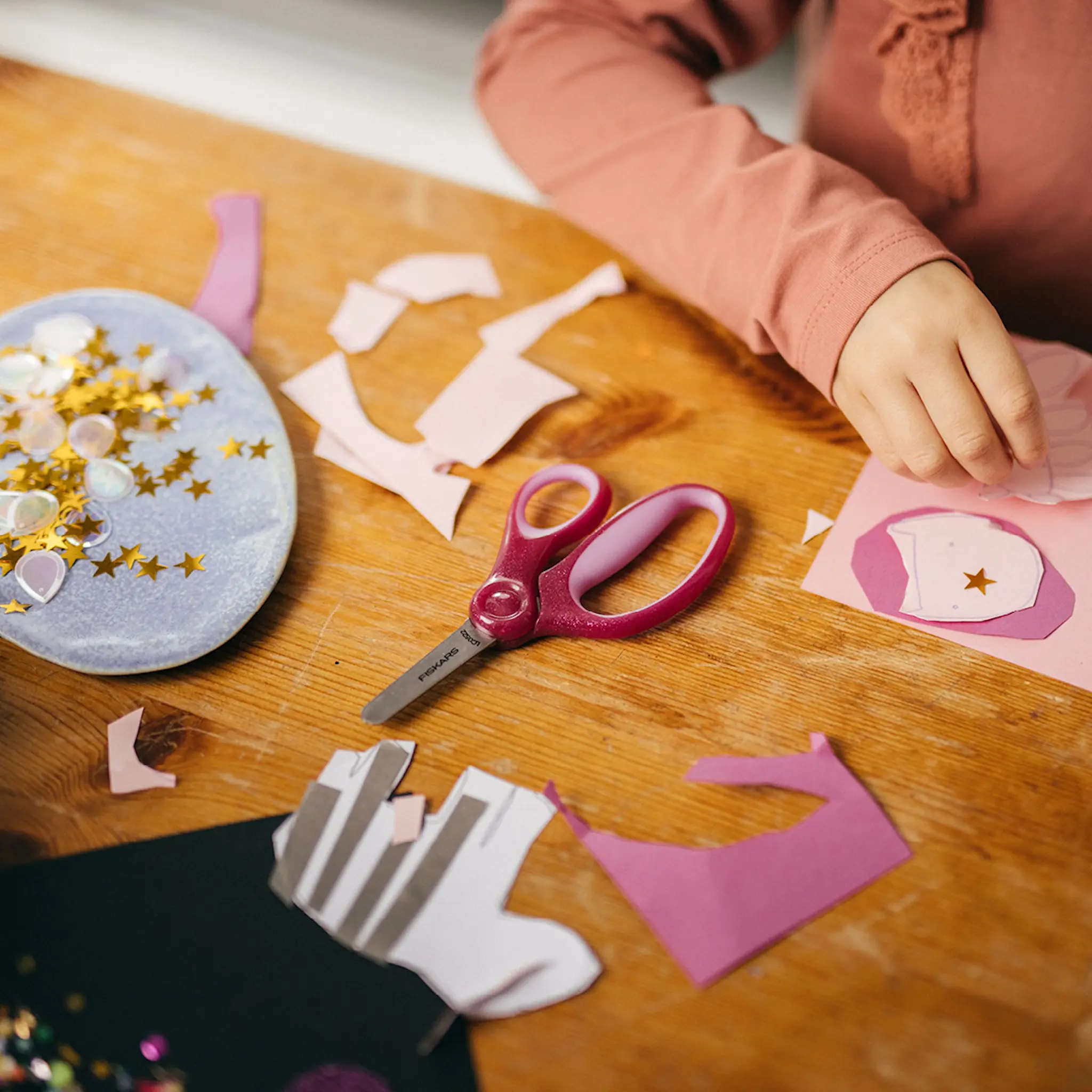 Fiskars Fiskars Kids sax 6+ år 13 cm glitter lila