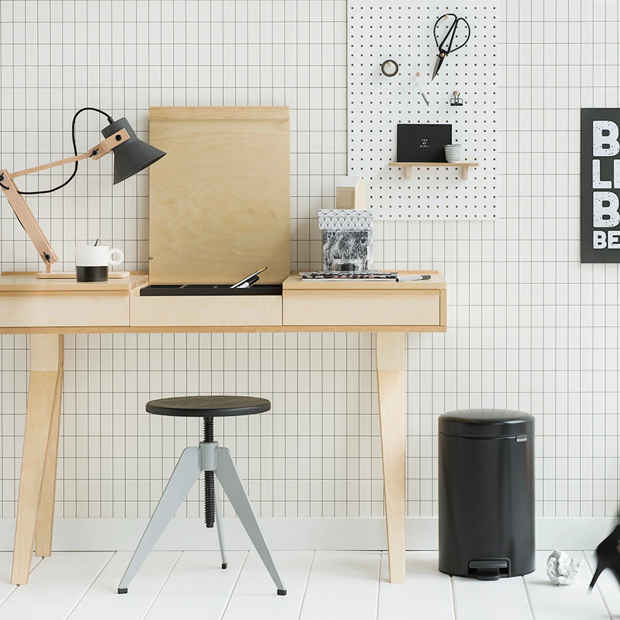 Brabantia NewIcon pedalhink 12 L matt svart