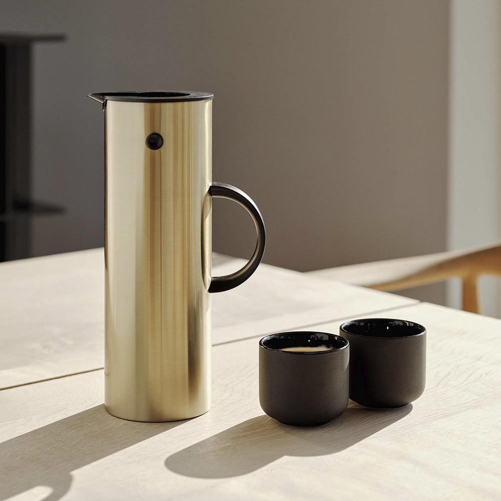 Stelton EM77 Termoskanna 1 L Matt Mässing