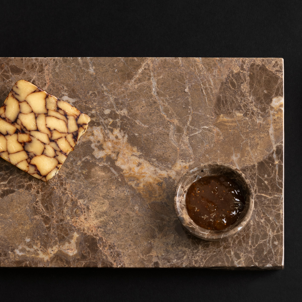 Maku Kitchen Life Maku Tarjoilulauta marmori 30x20 cm Ruskea