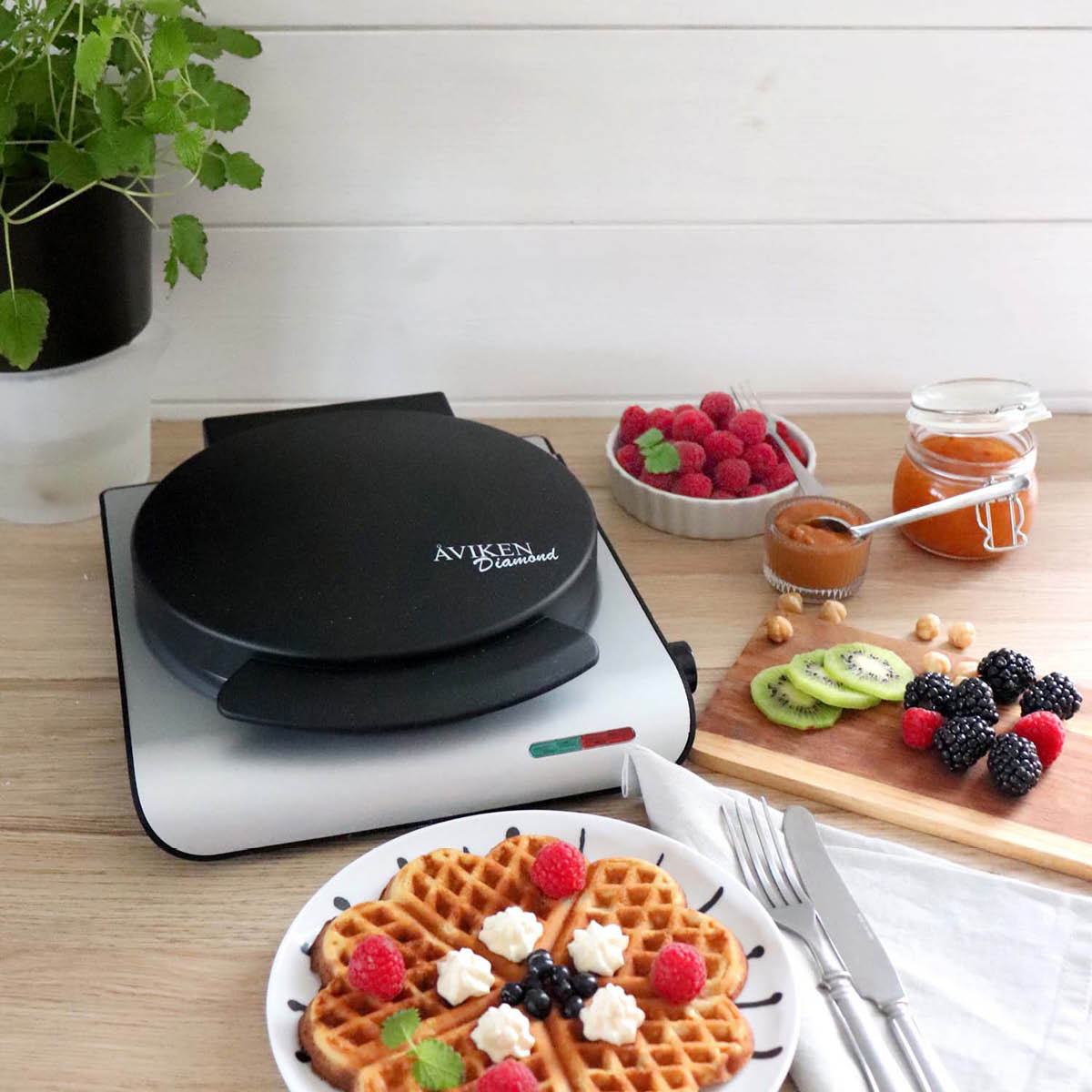 Åviken Vohvelirauta 907.2 1000W Hopea