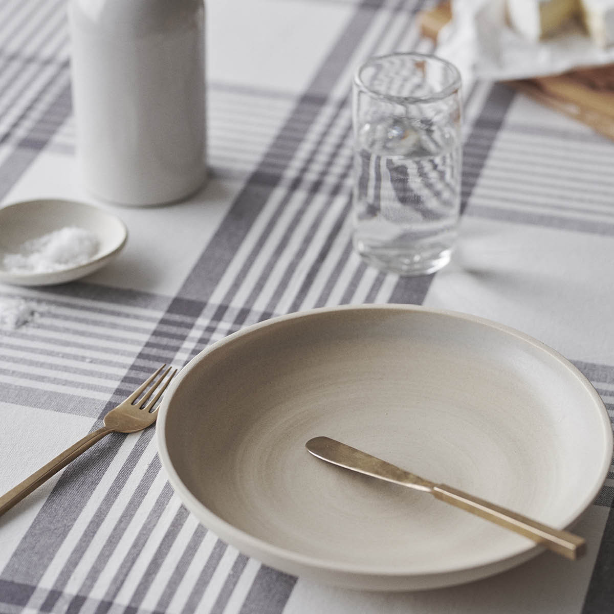 By Mogensen By Mogensen Pöytäliina 140x140 cm Large checks