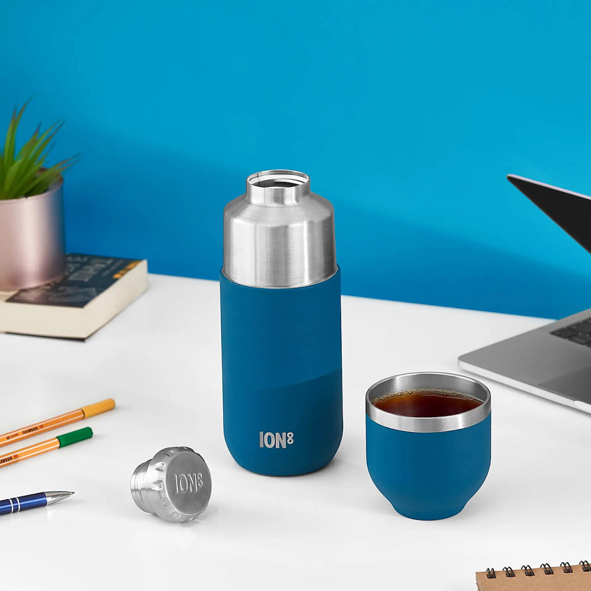ION8 Luma termosflaska med kopp 0,7 L deep teal