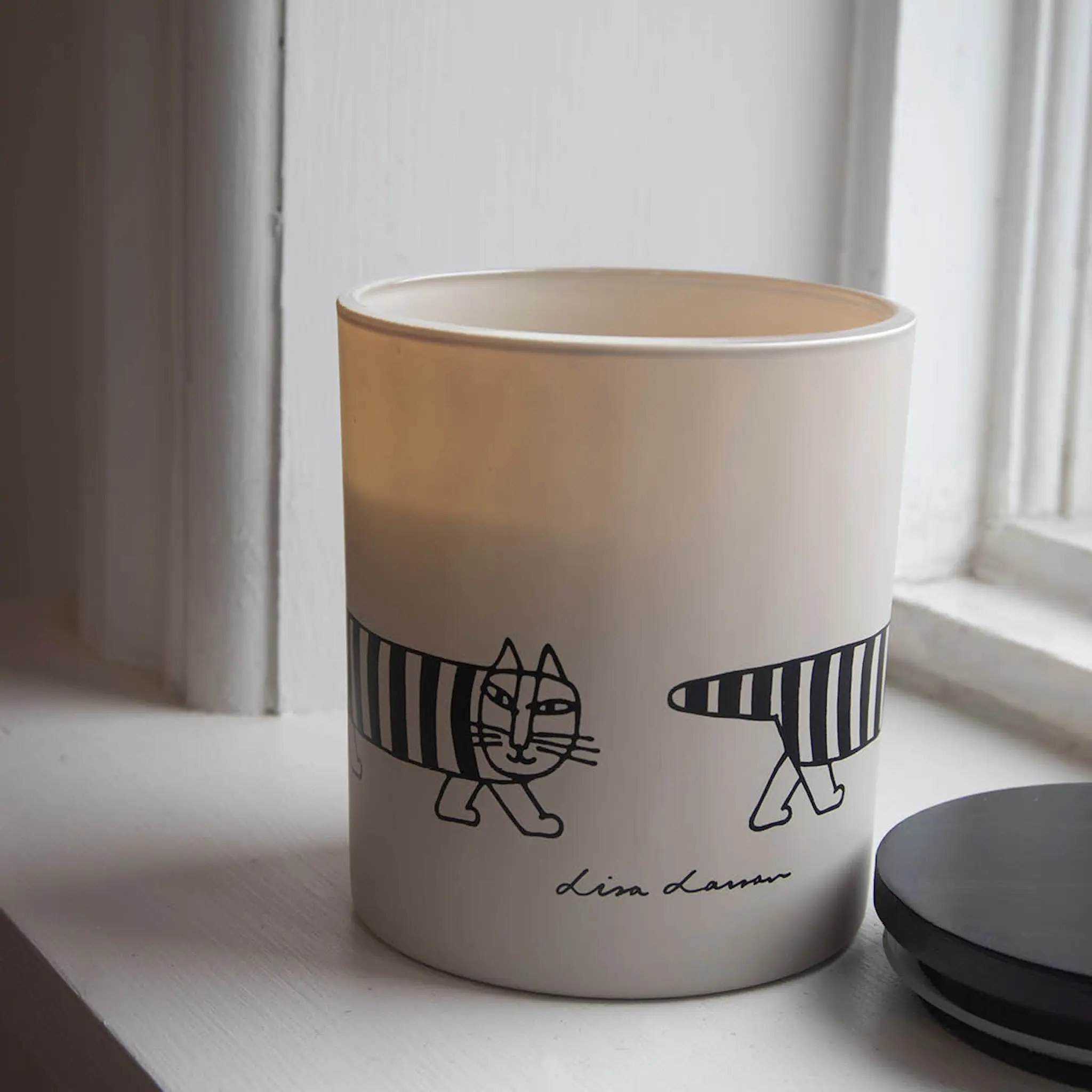 Pluto Lisa Larson doftljus 8x9 cm Mikey