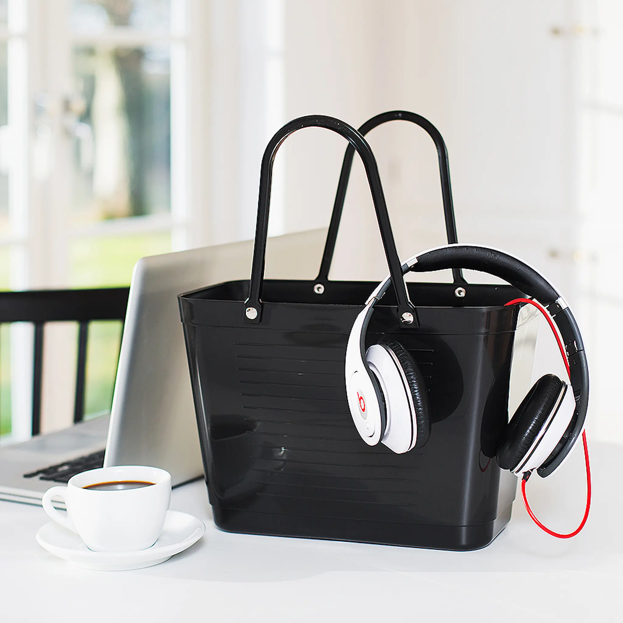 Hinza Green Plastic väska liten 7,5 L svart