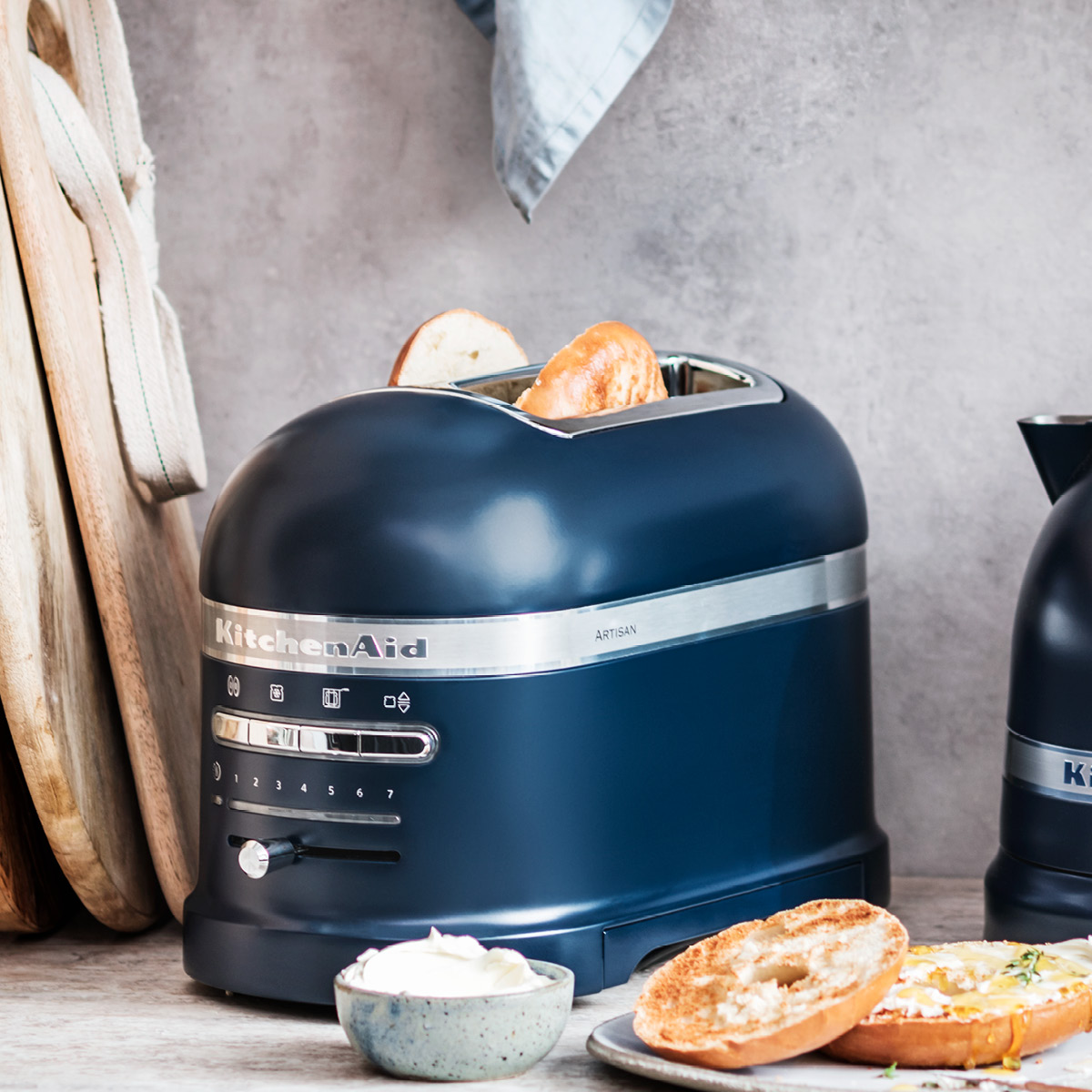 KitchenAid Artisan brødrister 5KMT2204EIB ink blue