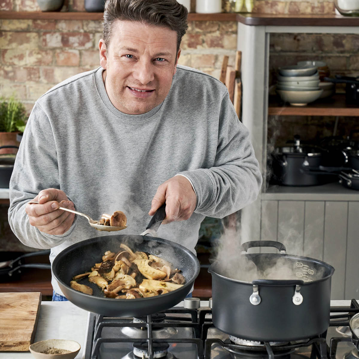 Jamie Oliver Quick & Easy patasetti 3 osaa