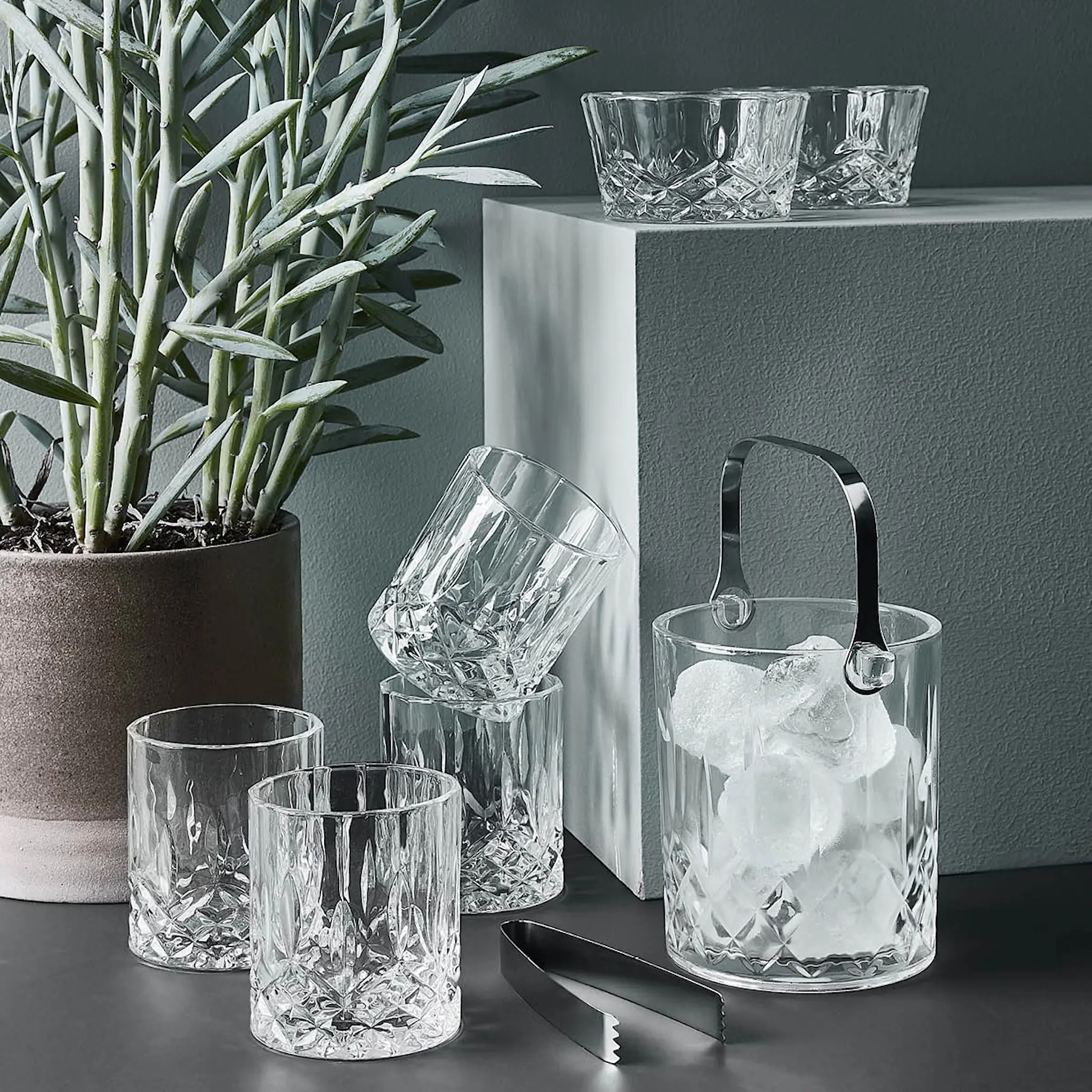 Aida Harvey Ishink M/Tång Stål