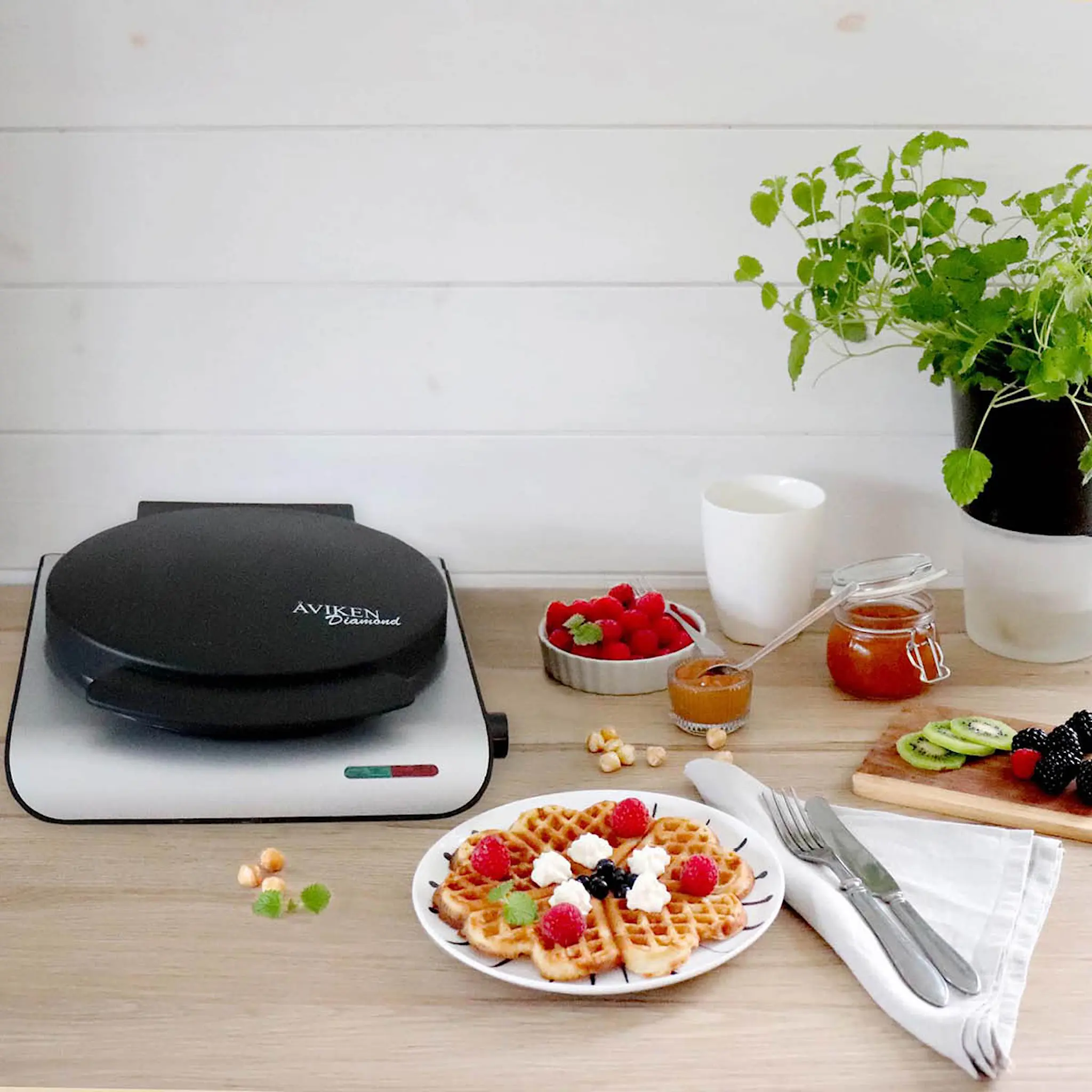 Åviken Vohvelirauta 907.2 1000W Hopea