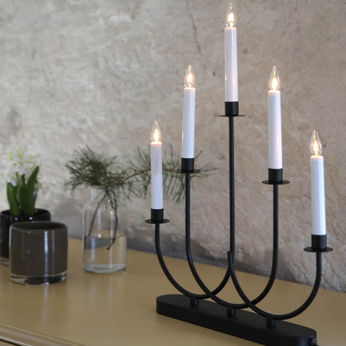 Markslöjd Soro lysestake 5 lys 47,5 cm svart