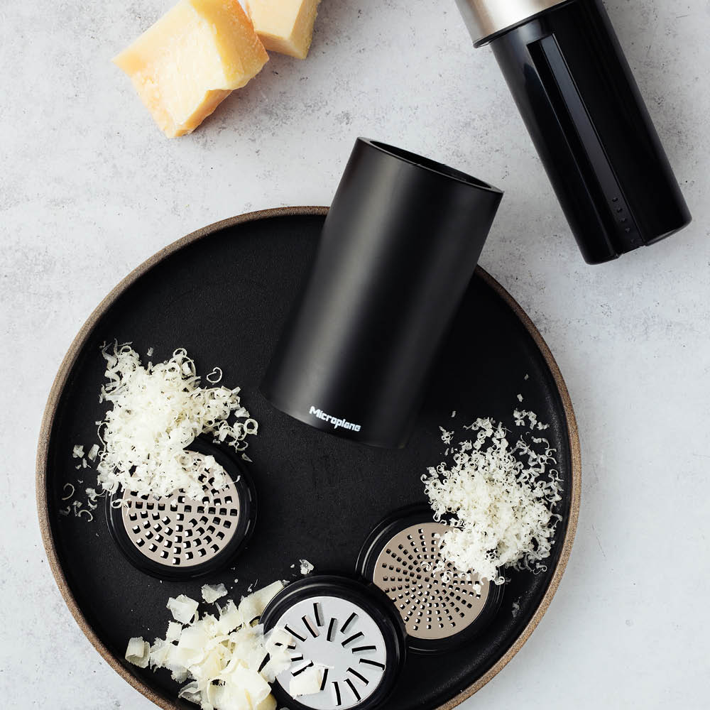 Microplane Yleisraastin 3 terällä musta