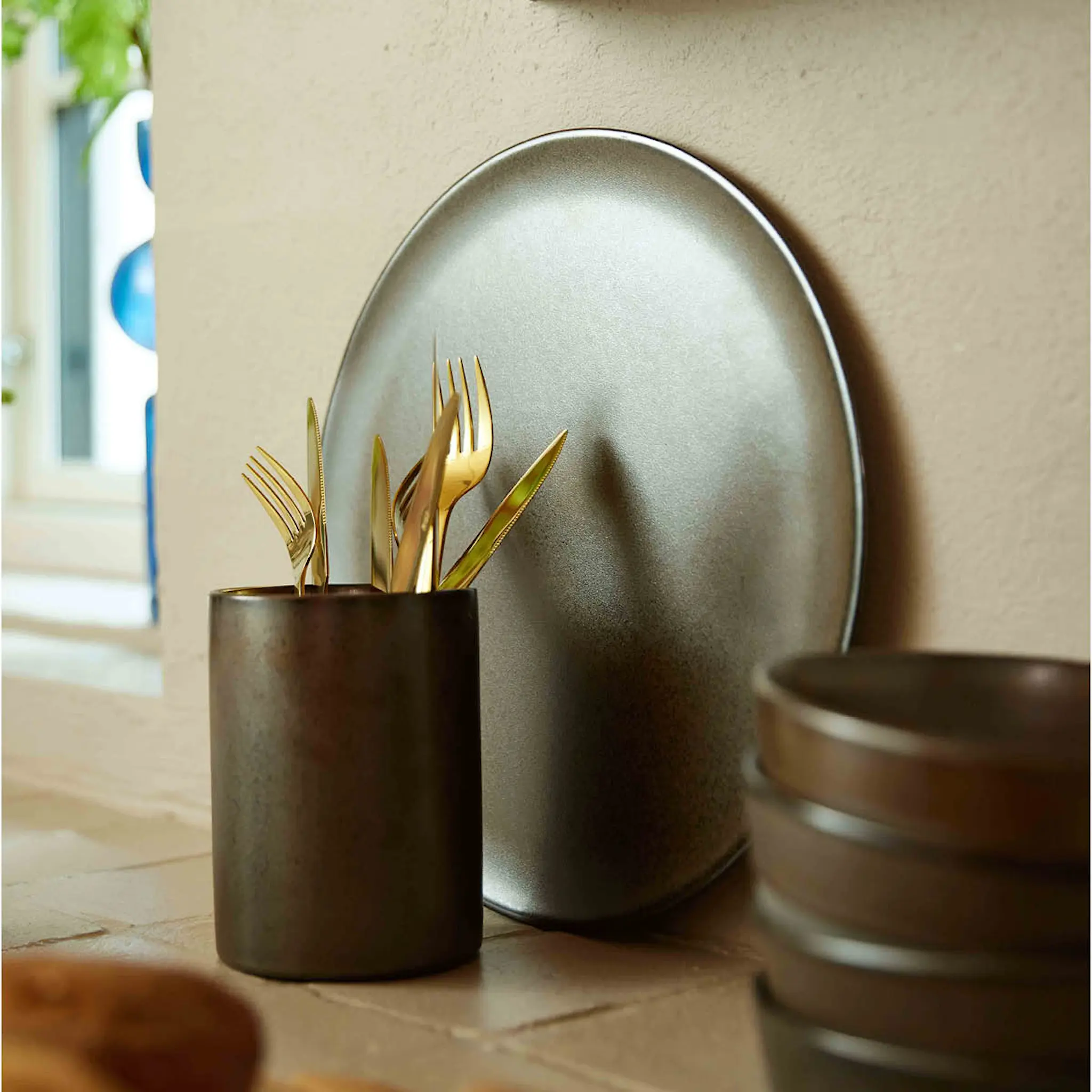 Aida Raw Tarjoiluastia 34 cm Metallic Brown