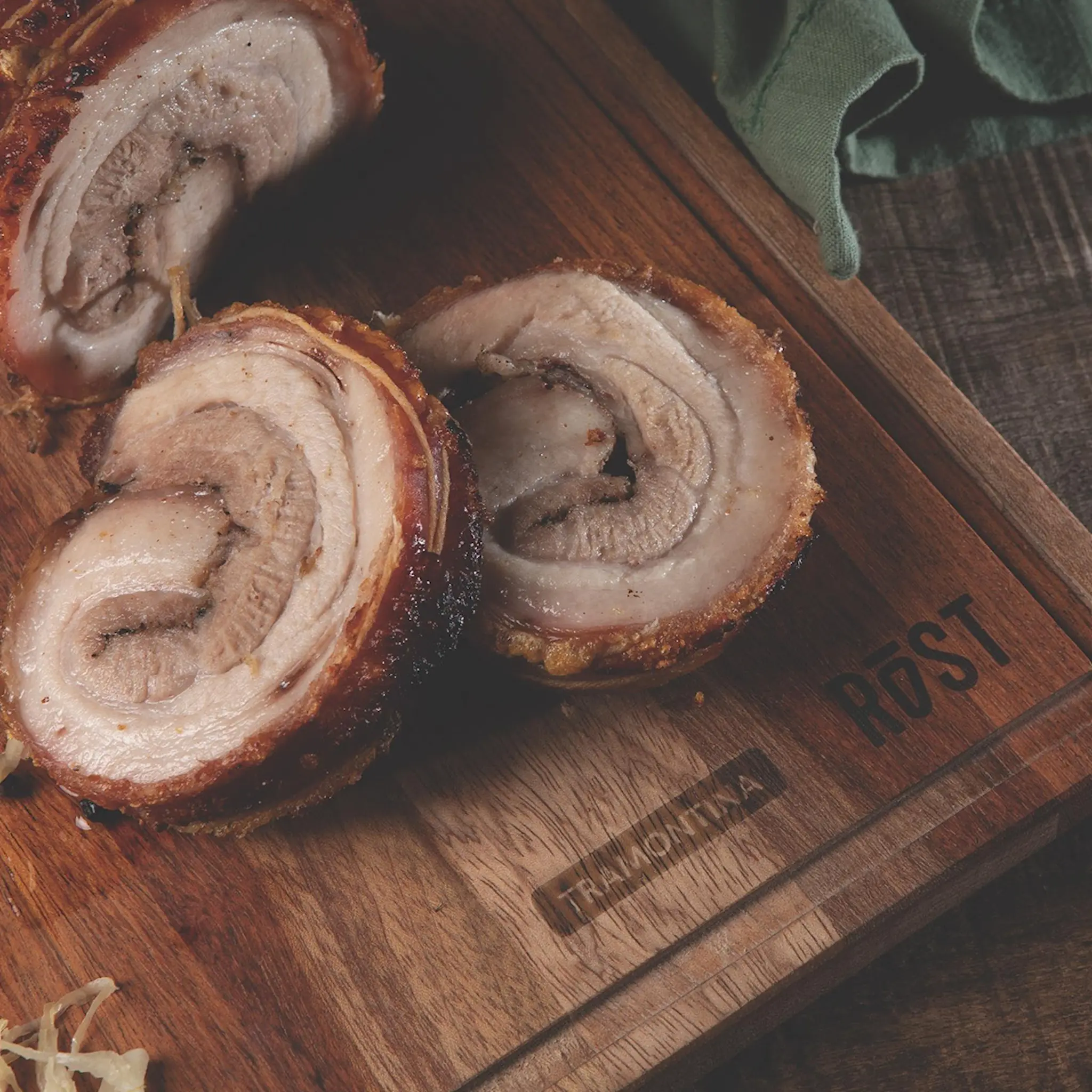 Tramontina Wooden Board skärbräda / serveringsbräda 40x28 cm