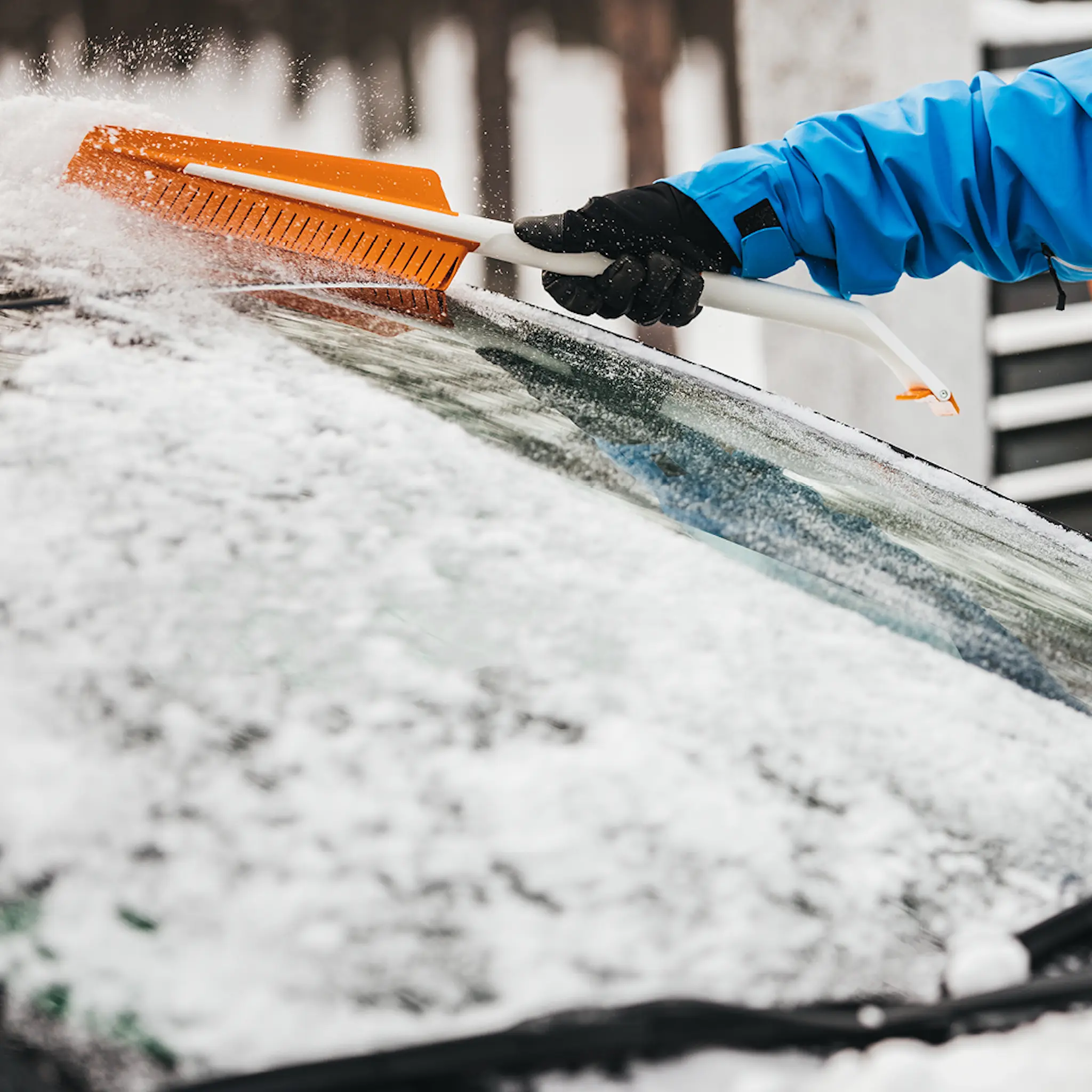 Fiskars SnowXpert™ Harja/jääraappa 67,5 cm Valkoinen/Oranssi