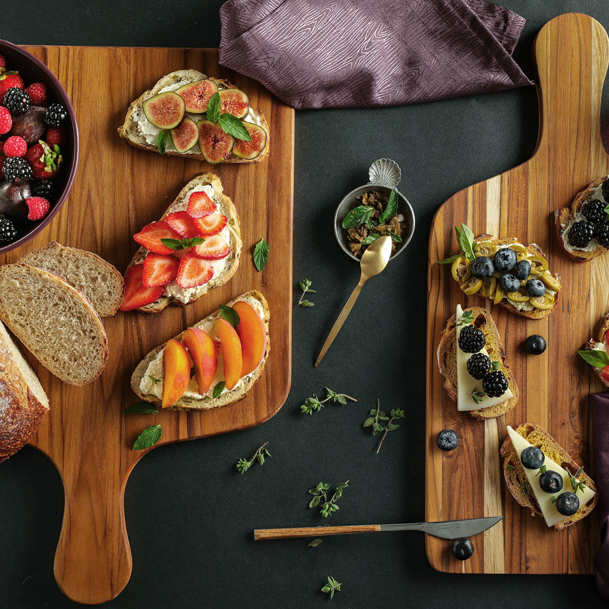 Teakhaus Marine paddle skär- och serveringsbräda (M) 51x26 cm teak