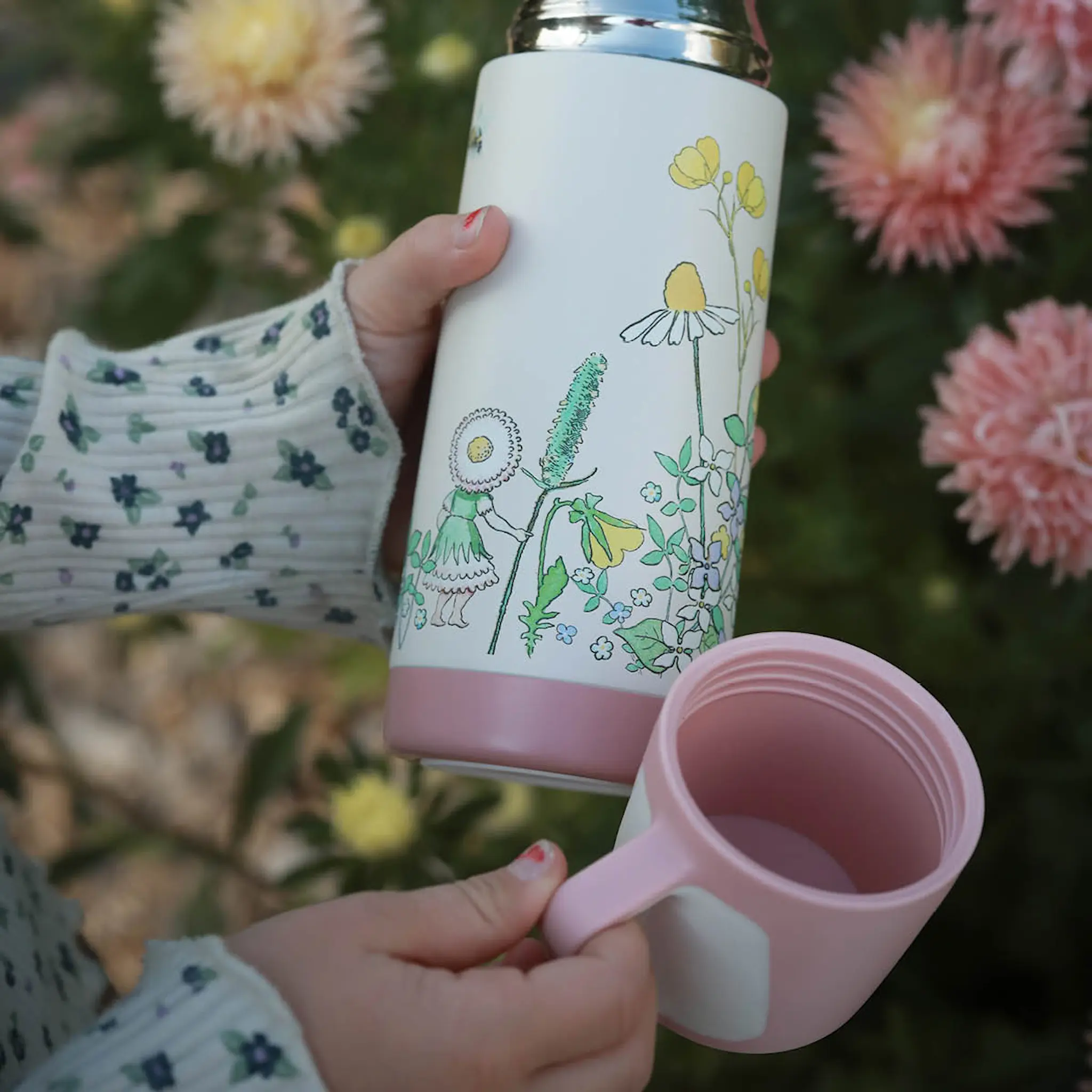 Rätt Start Elsa Beskow termos 0,35 L Blomsterfesten