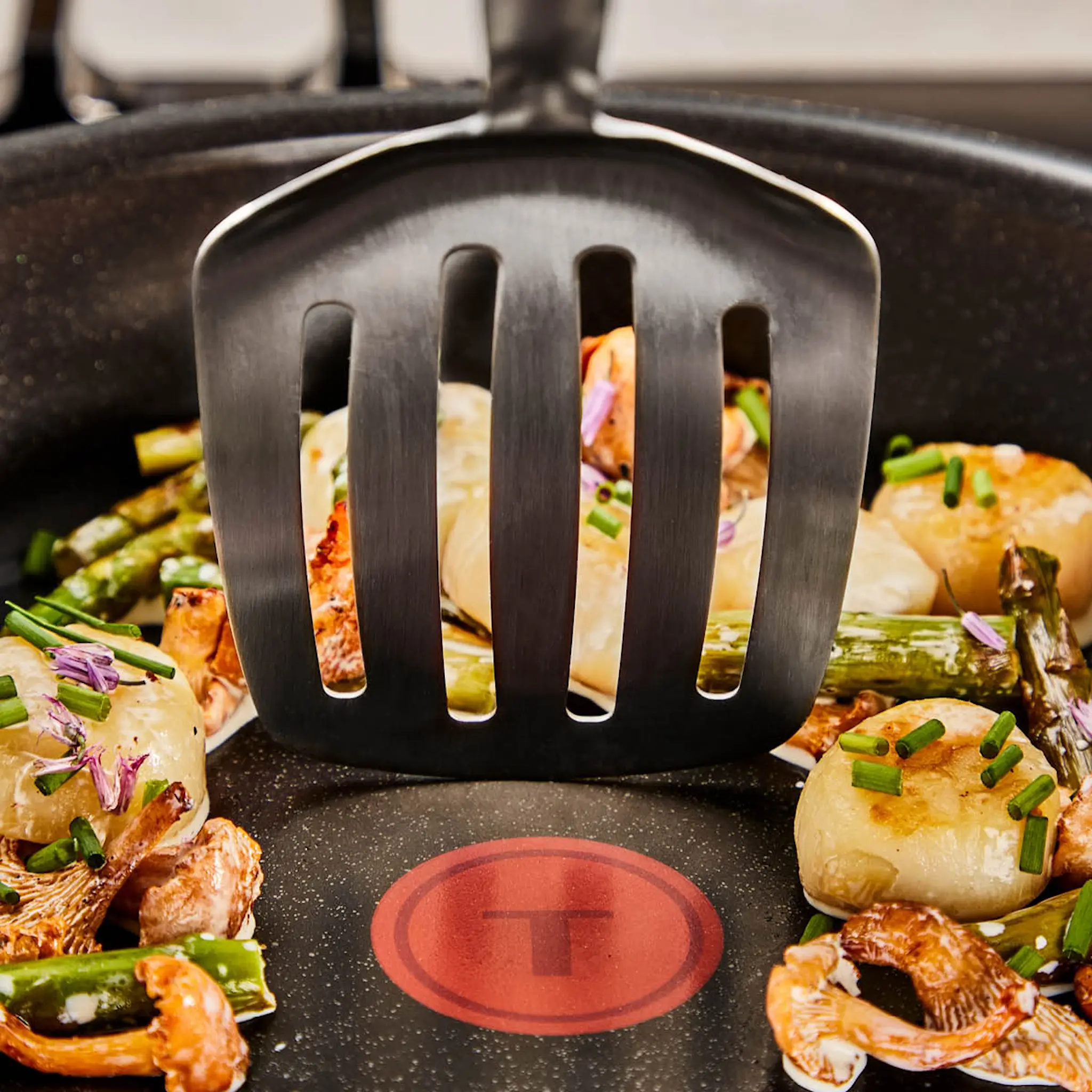 Tefal Exceptional Ceramic stekpanna 20 cm svart