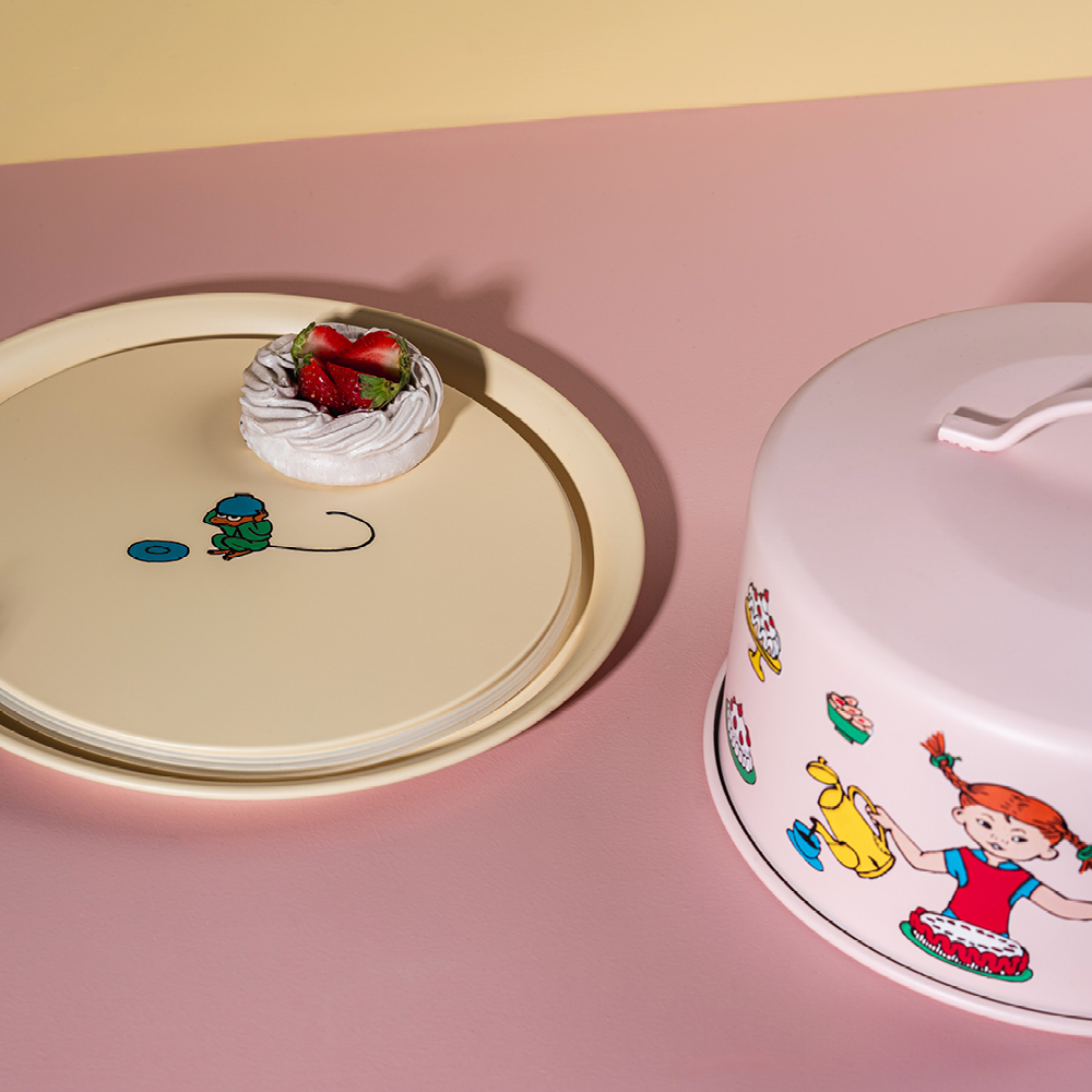 Muurla Pippi tårtfat med lock 28,5x12 cm födelsedag rosa