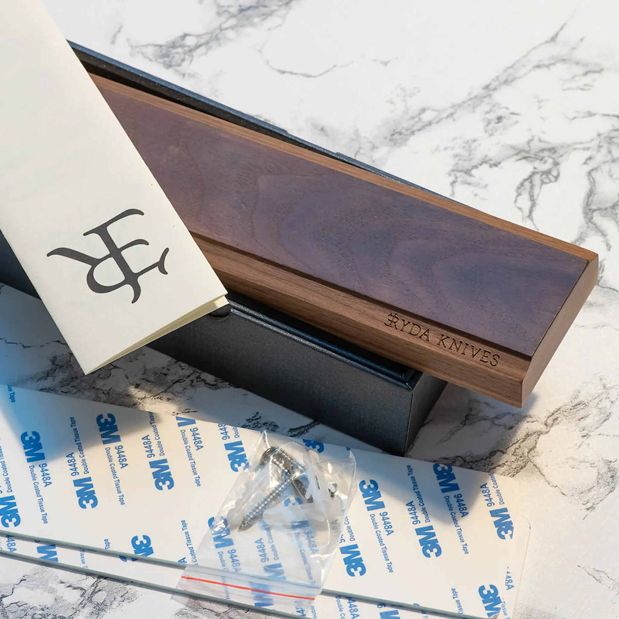 Ryda Knives Ryda Knives A30 Magneettilista 40 cm Pähkinäpuu