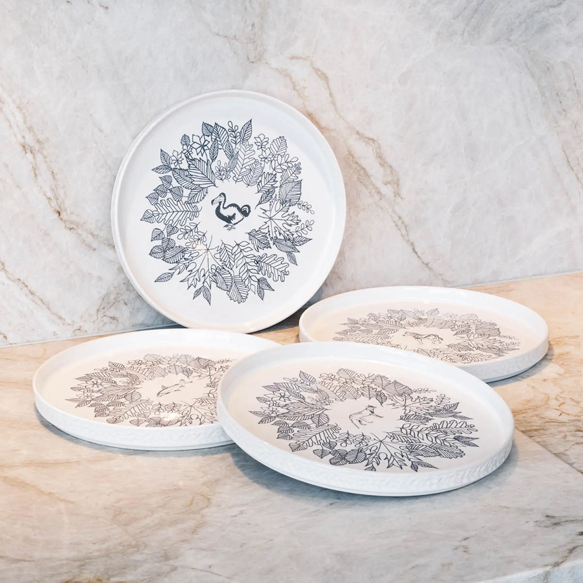 Vargen & Thor Servisen C tallrik 25 cm 4-pack Kostcirkeln Kalle Möller Edition