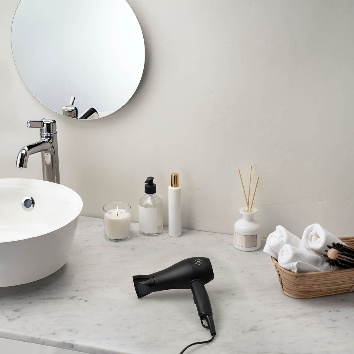 OBH Nordica Artist Dry & Go hårfön hopfällbar 1100 W svart