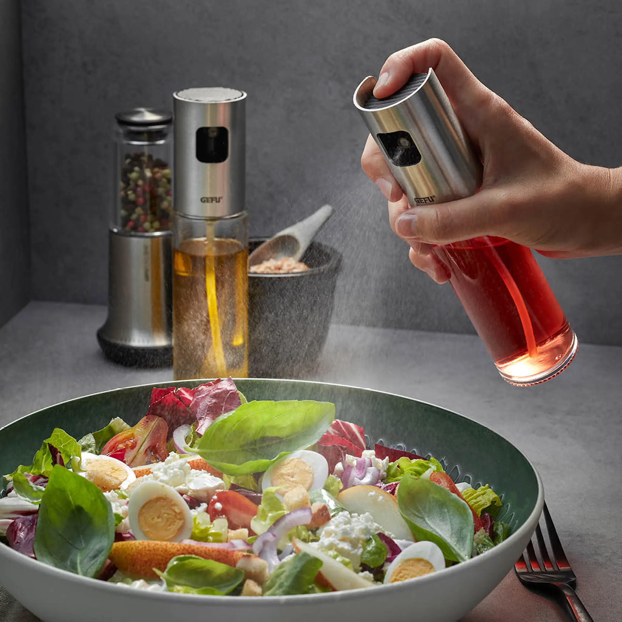 Gefu Neva olje- och vinägerspray set 2 delar svart/stål