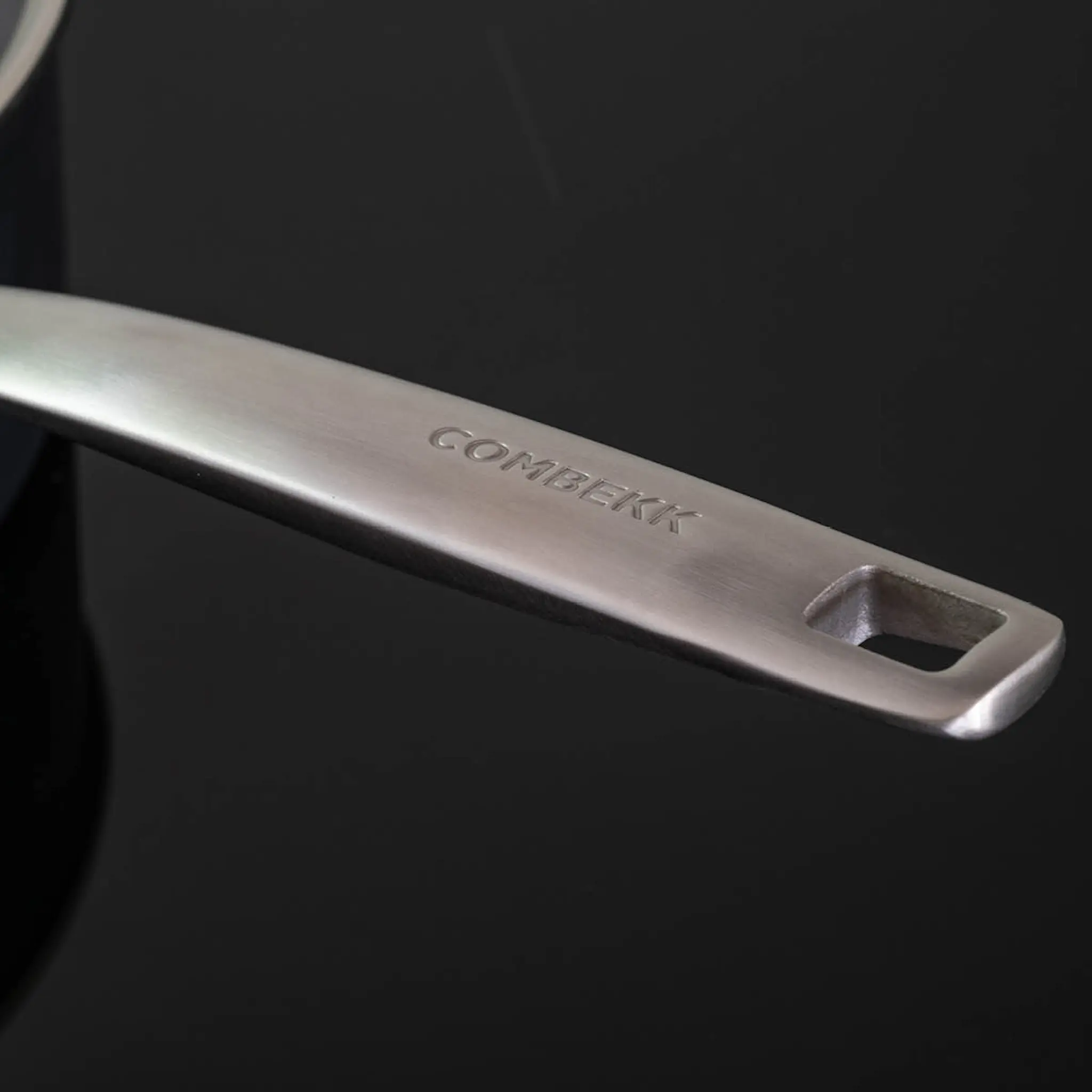 Combekk Element Paistinpannusetti 20 + 28 cm Musta