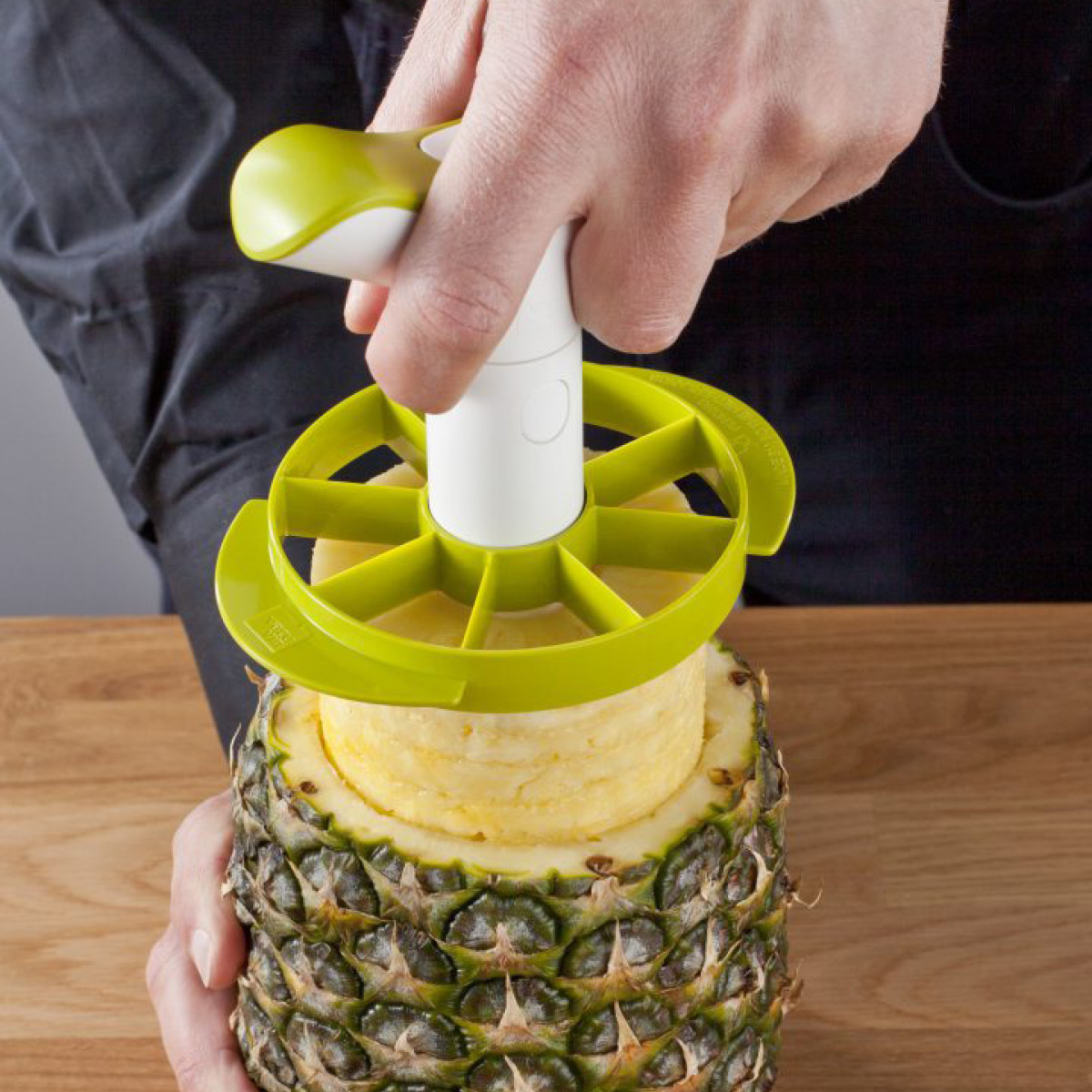 Vacu Vin Ananasskjærer og deler hvit/grønn