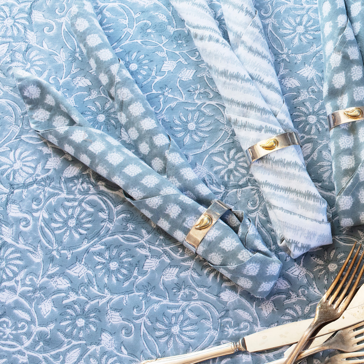 Chamois Margerita duk 150x350 cm cashmere blue