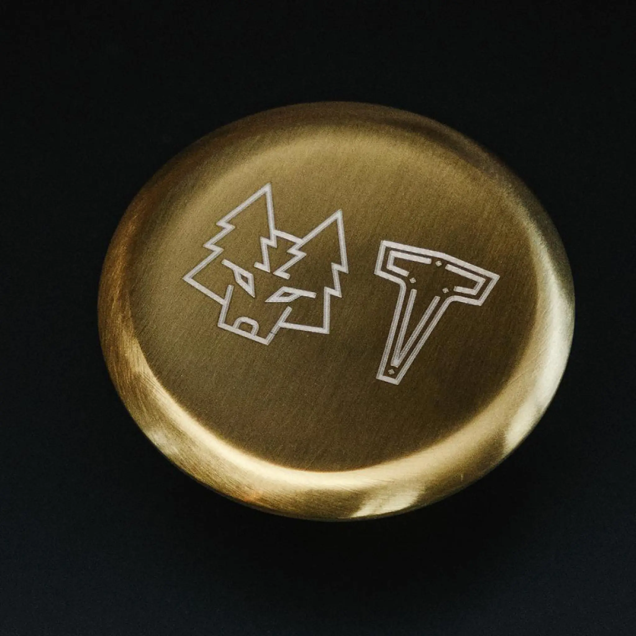 Vargen & Thor Arvet Mandus.2 Kattila 2,8 L Mattamusta